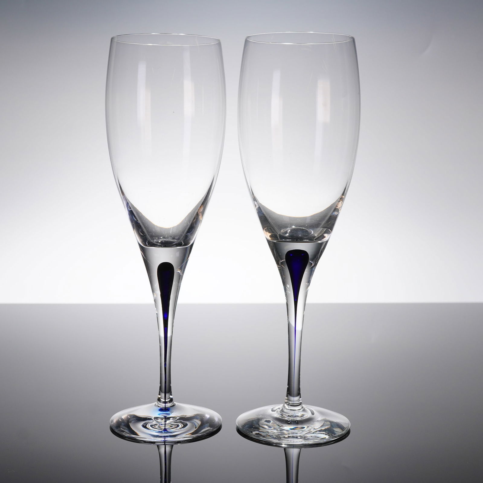 A Pair of Orrefors Intermezzo Crystal Flutes (1 of 4)