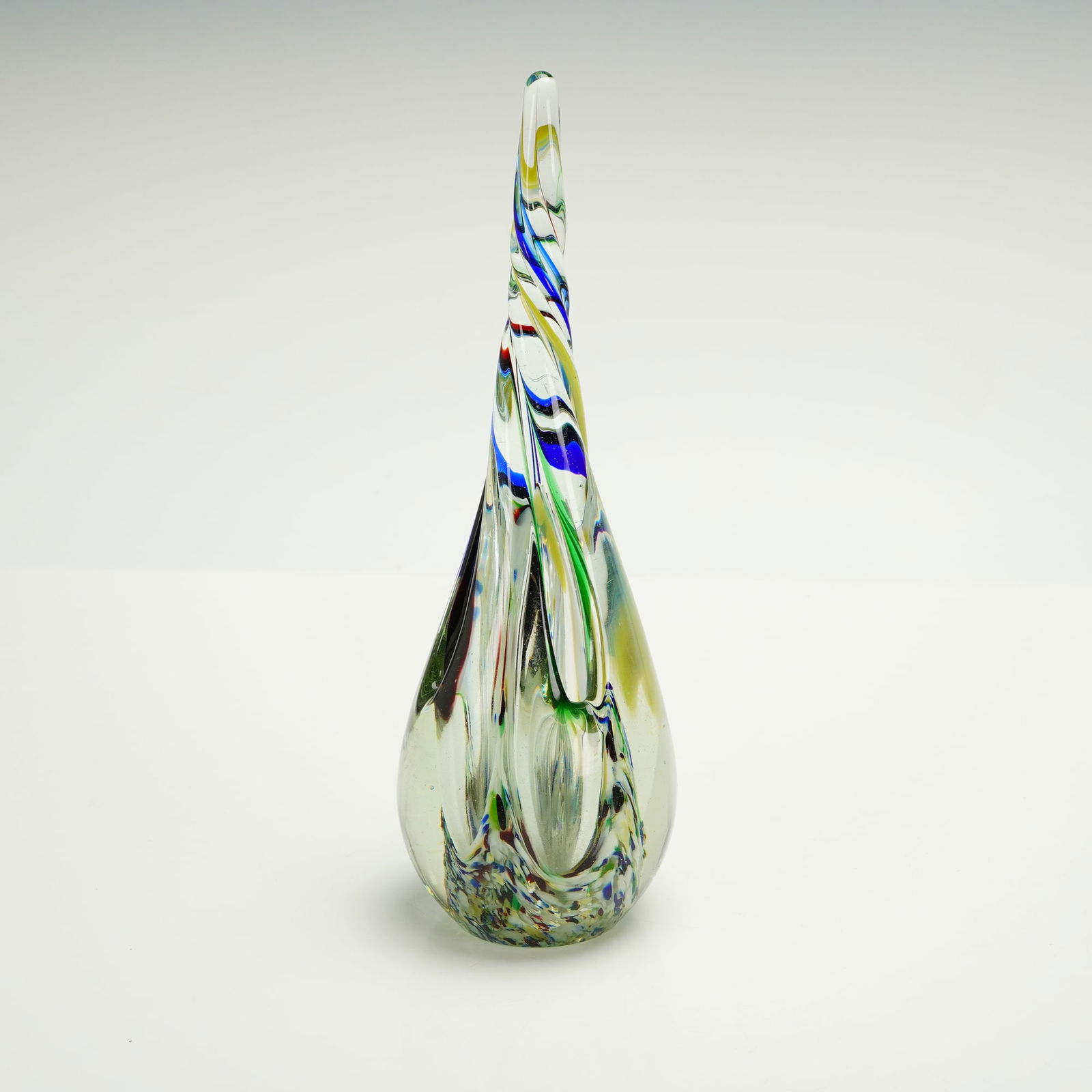 Art Glass Twist Posy Vase (1 of 3)