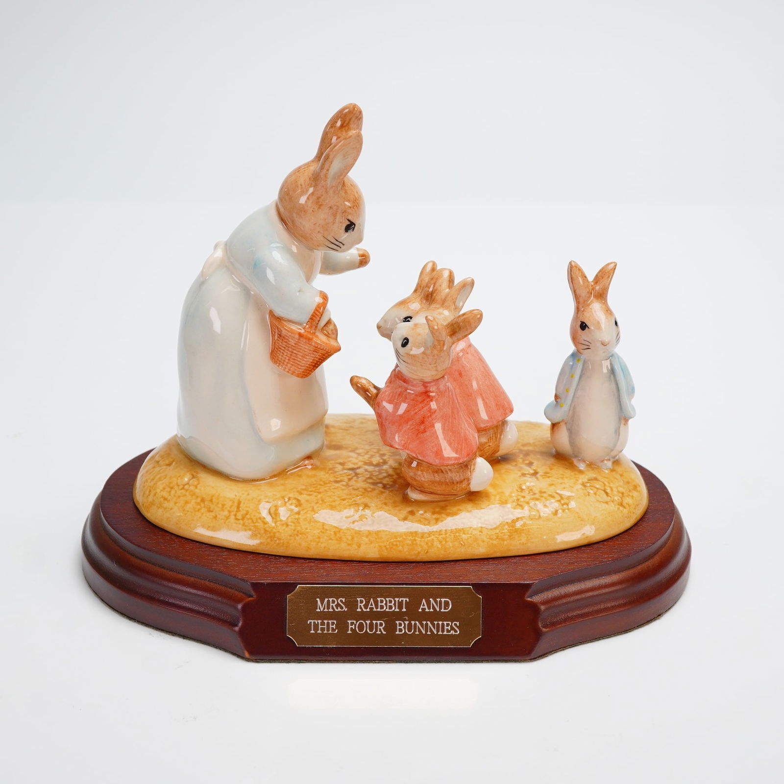 Beswick Ware Beatrix Potter's Figurine, Mrs. Rabbit and the Four Bunnies (1 of 4)