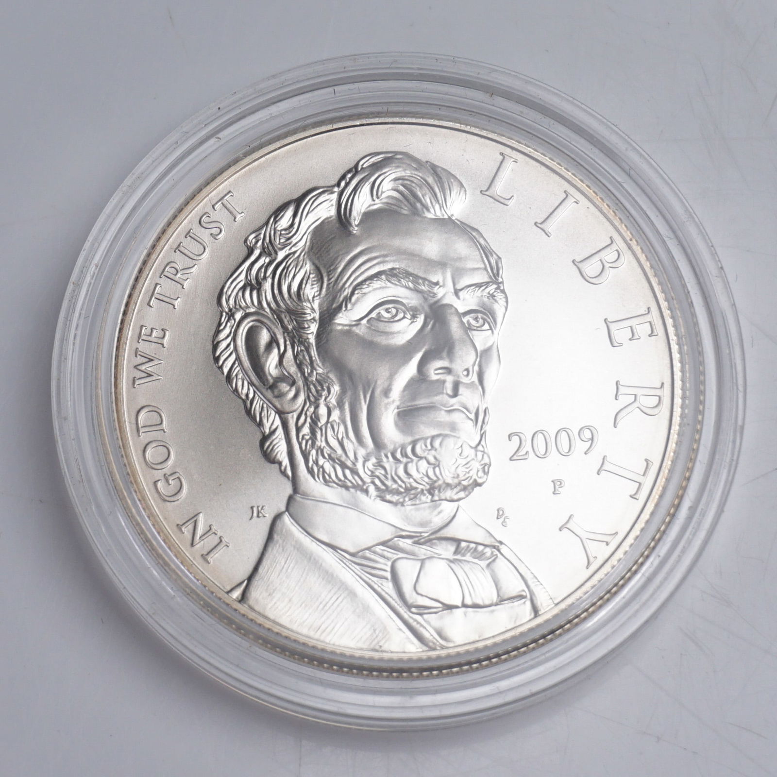 2009-P Abraham Lincoln Commemorative Proof Uncirculated Silver Dollar (1 of 3)