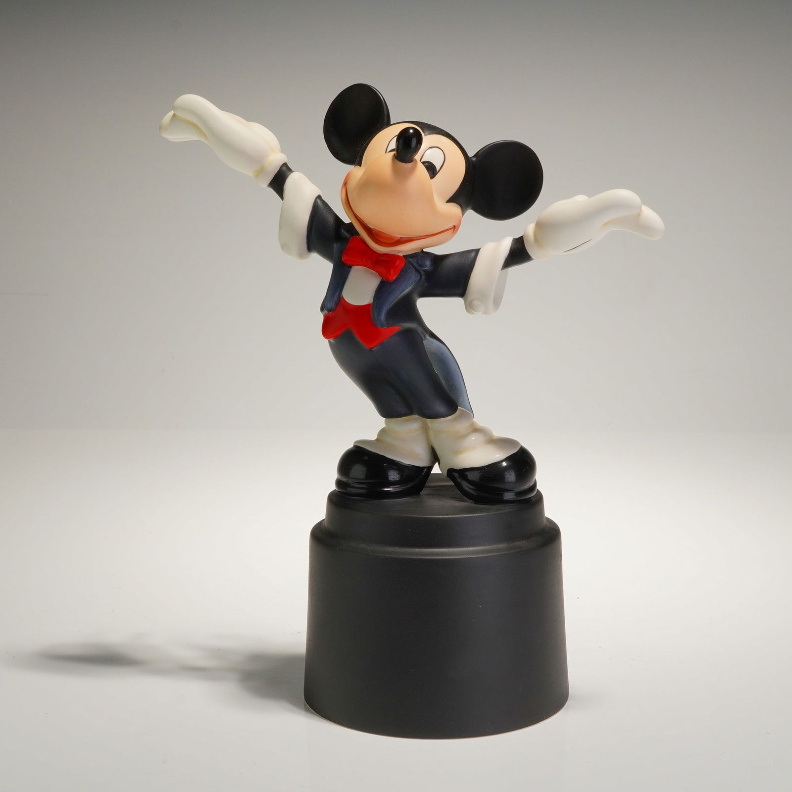 Walt Disney Classics Maestro Michel Mouse Symphony Hour Figurine w/ COA (1 of 4)