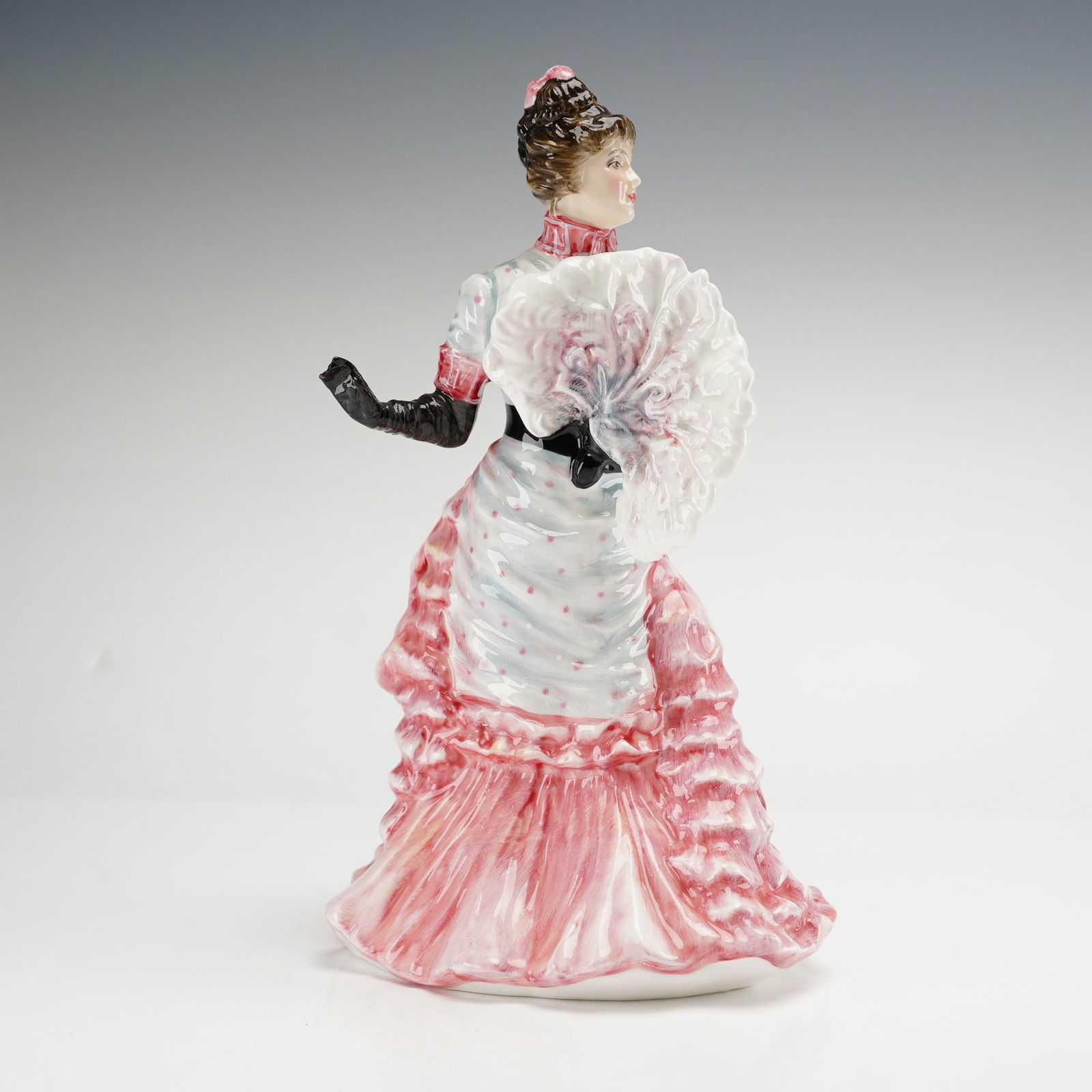 Royal Doulton Figurine, L'Ambitieuse HN3359 (1 of 3)