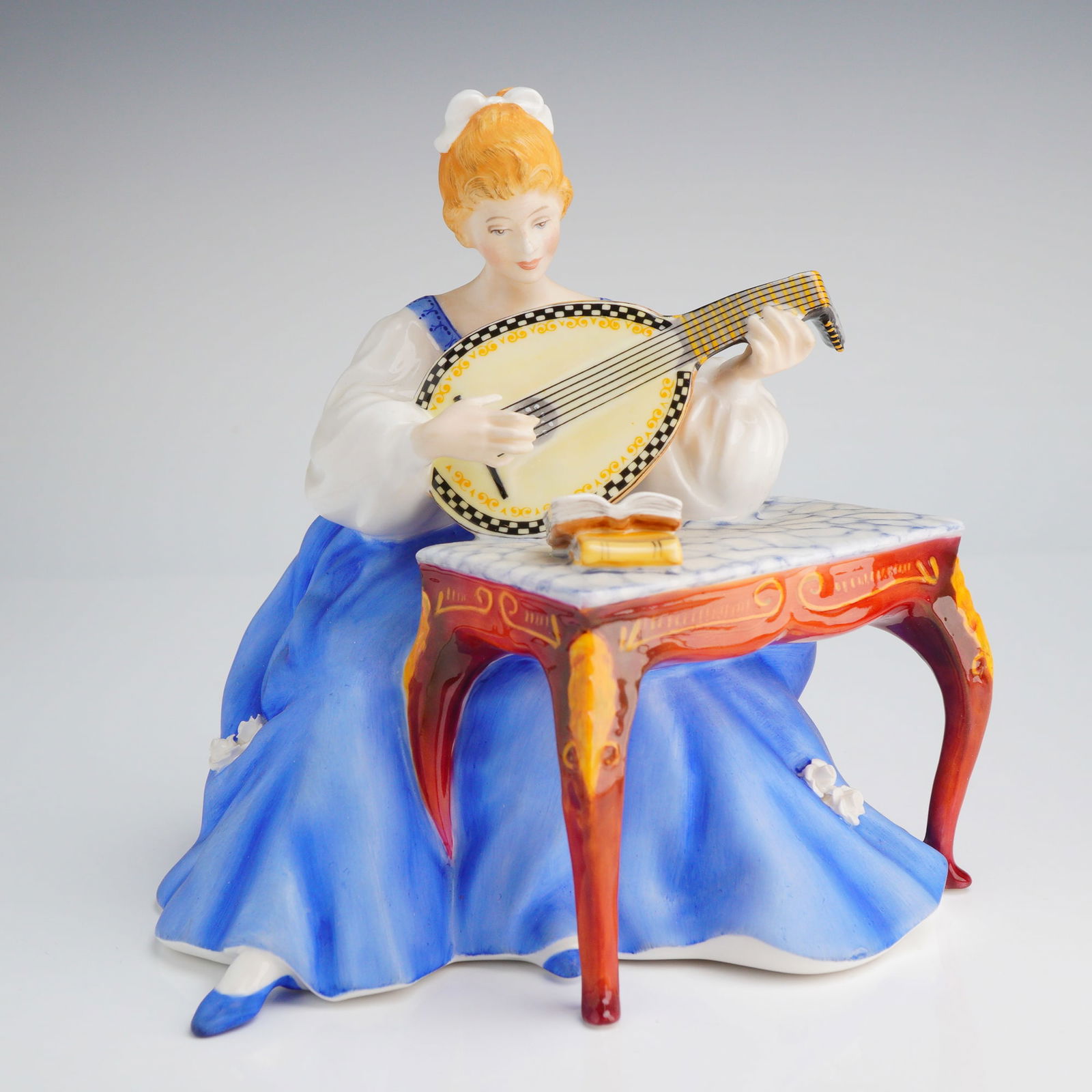 Royal Doulton Figurine, Lute HN2431 (1 of 5)