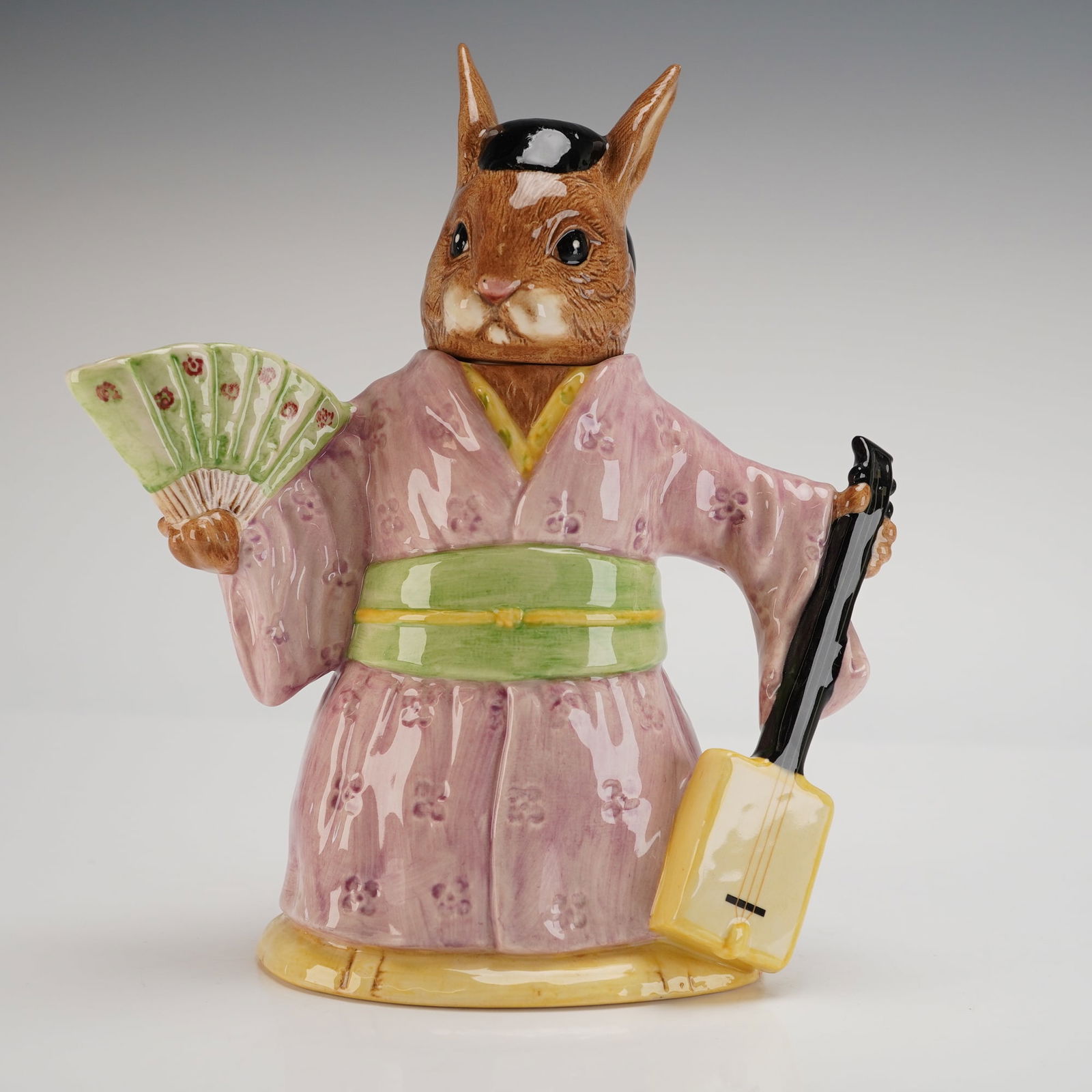 Royal Doulton Bunnykins Teapots of the World, Geisha Girl D7126 (1 of 3)