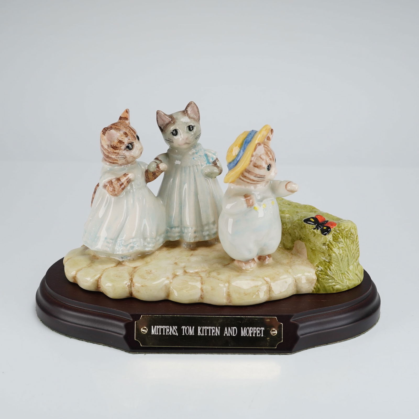 Beswick Beatrix Potter's Figurine, Mittens, Tom Kitten and Moppet (1 of 4)