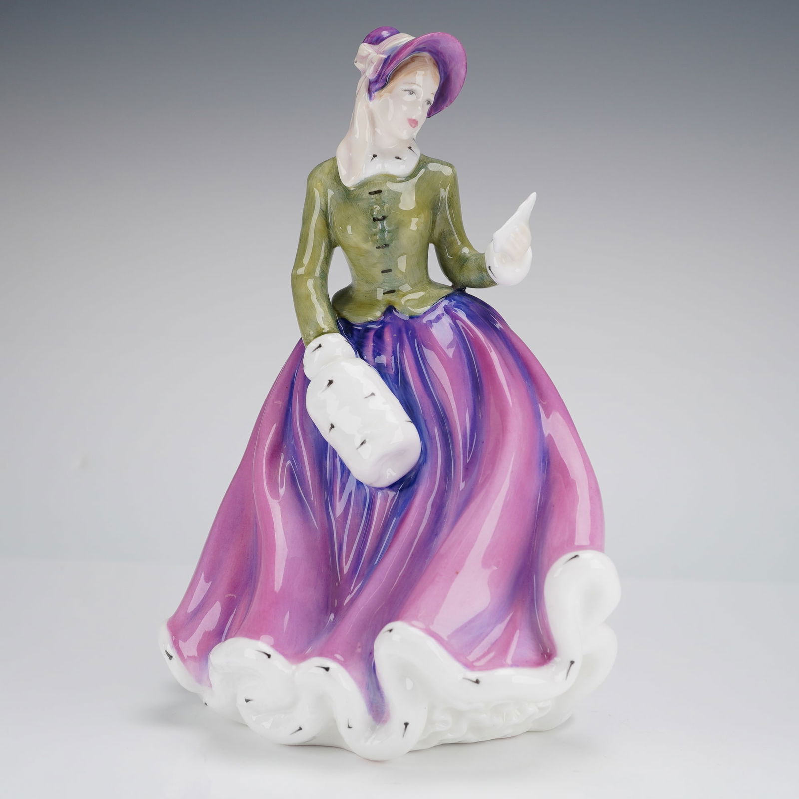 Royal Doulton Figurine Specially For You HN4232 (1 of 3)