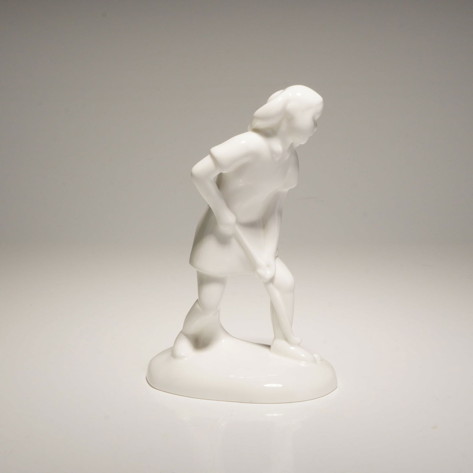 Royal Doulton Bone China Figurine, Hockey Player HN4519 (1 of 4)