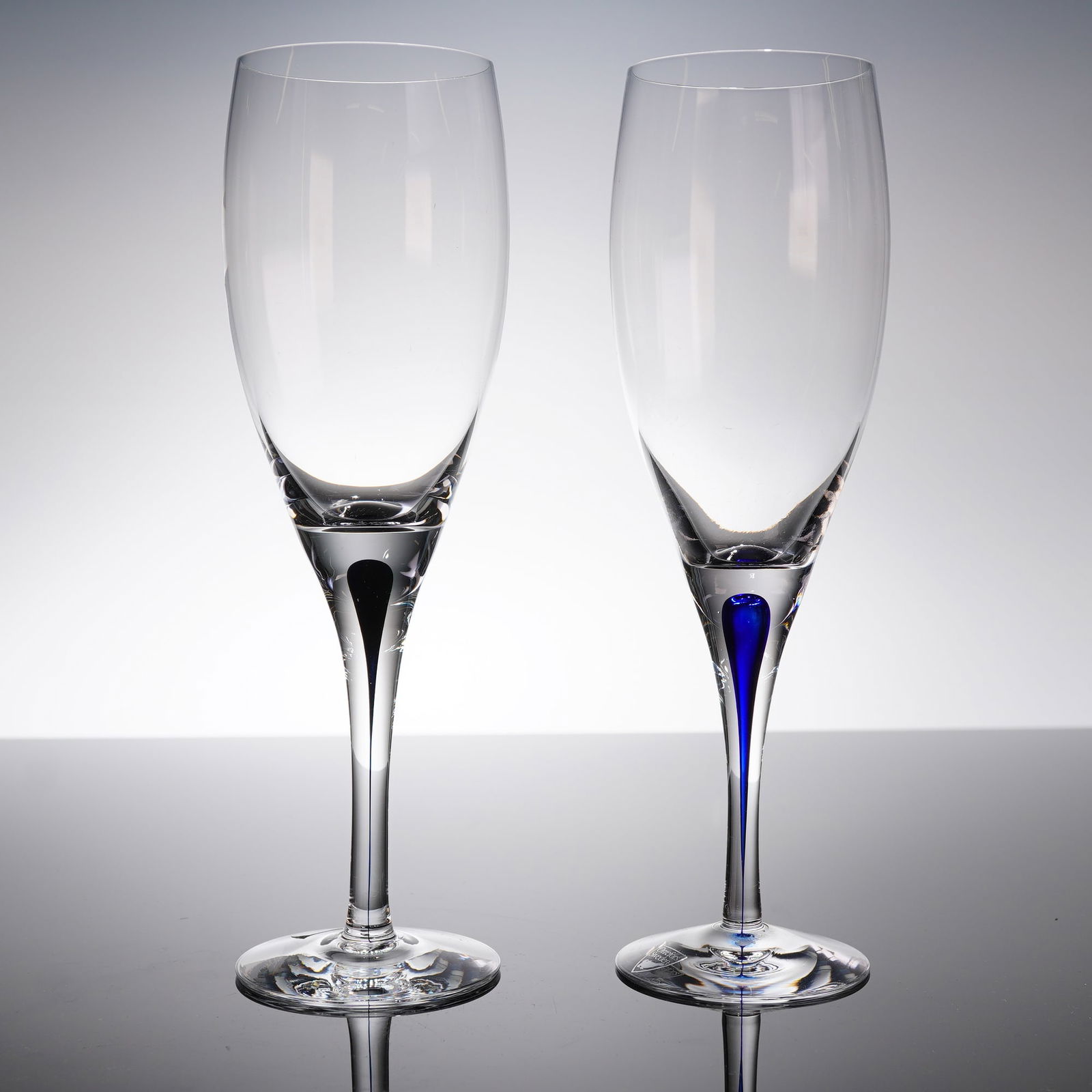 A Pair of Orrefors Intermezzo Champagne Flutes (1 of 5)