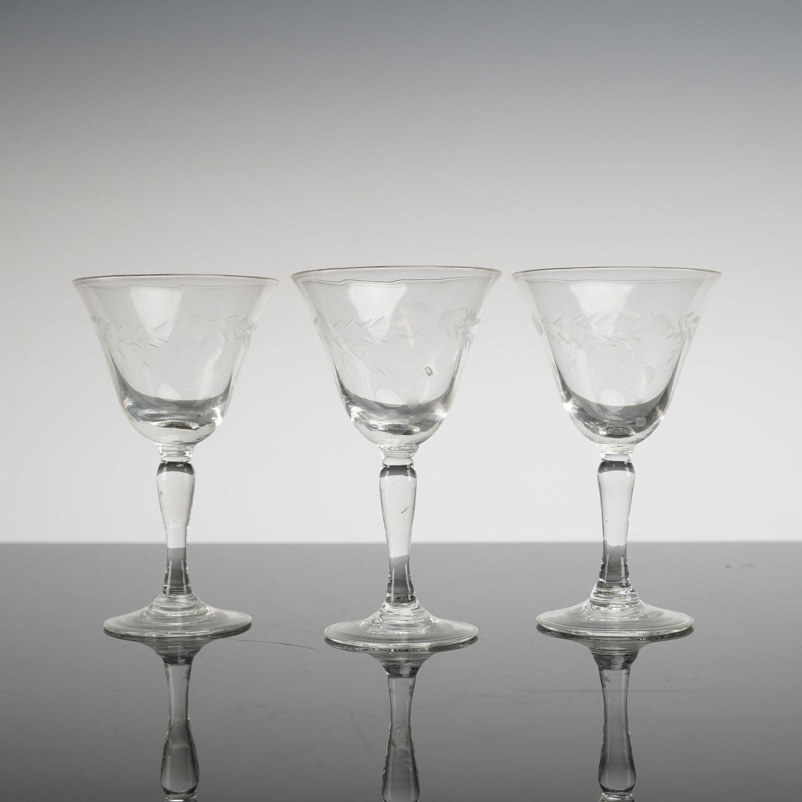 3pc Willow Moon Etched Cordial Glasses (1 of 3)