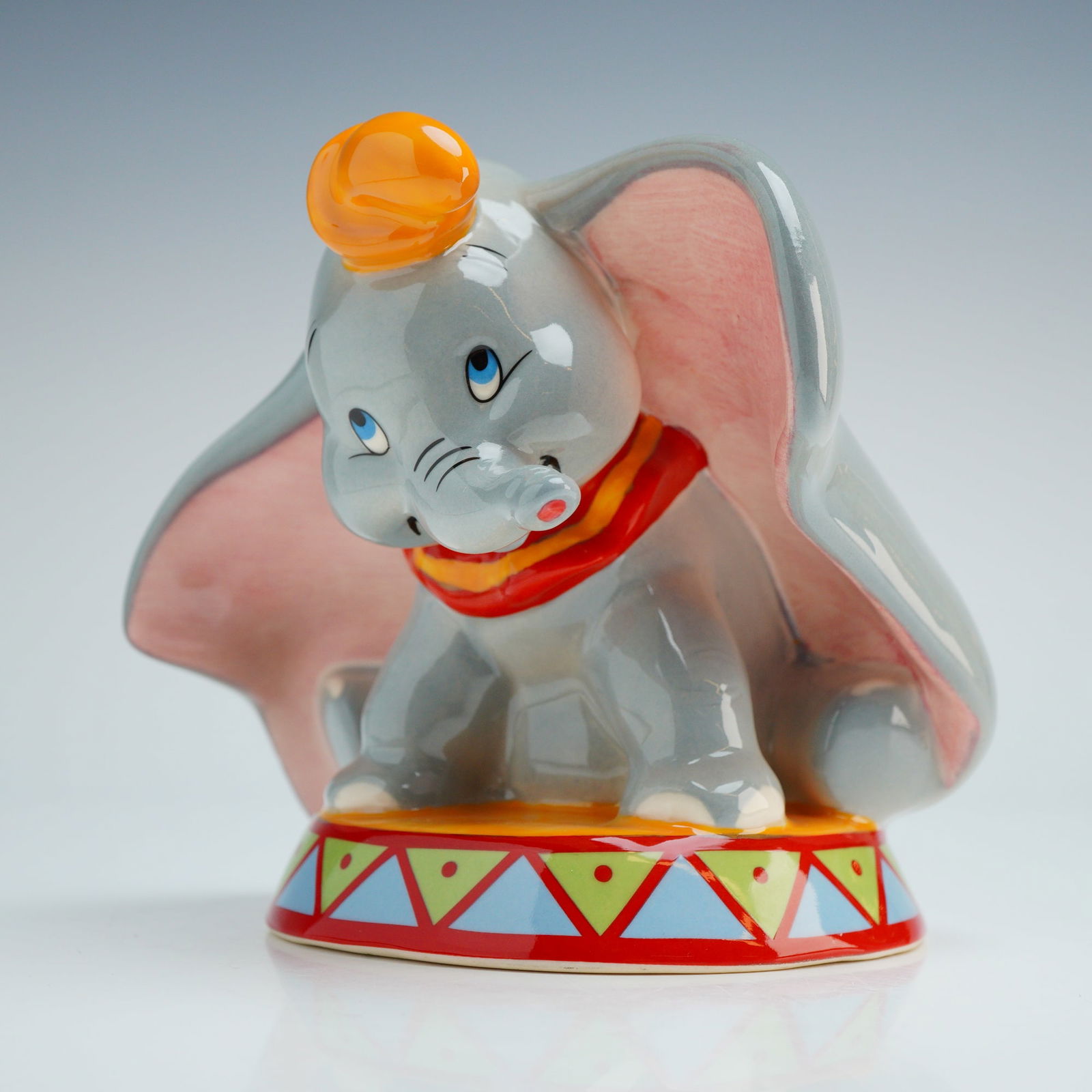 Royal Doulton Disney Figurine, DumboFC3 (1 of 4)