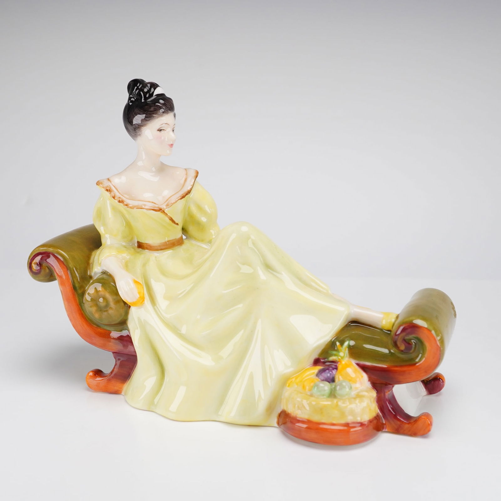 Royal Doulton Figurine At Ease HN2473 (1 of 3)