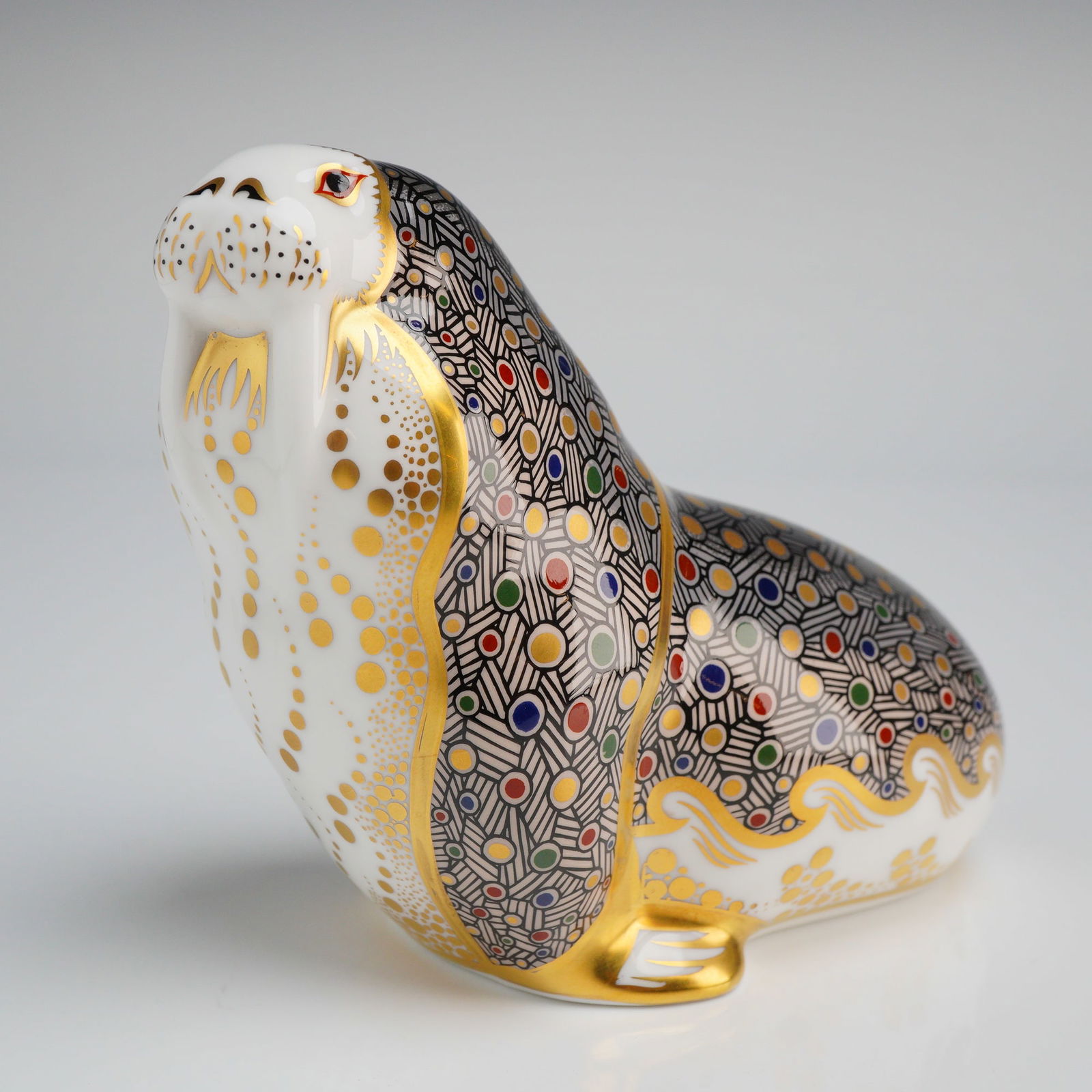 Royal Crown Derby Russian Walrus Paperweight (1 of 5)