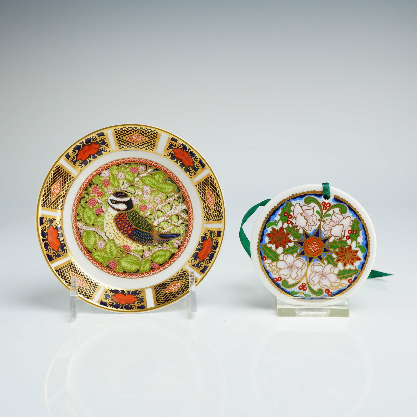 2pc Royal Crown Derby Tray and Christmas Ornament (1 of 3)