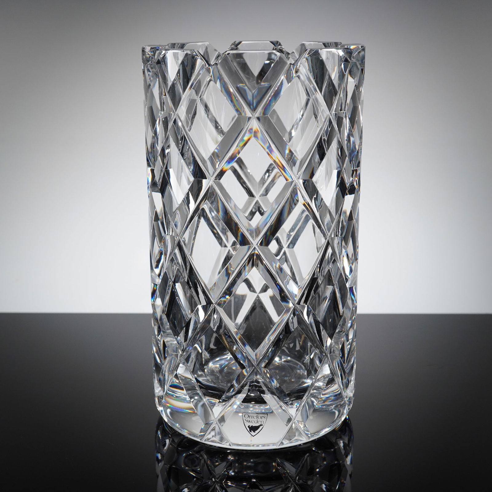 Orrefors Crystal Geometric Faceted Vase (1 of 4)