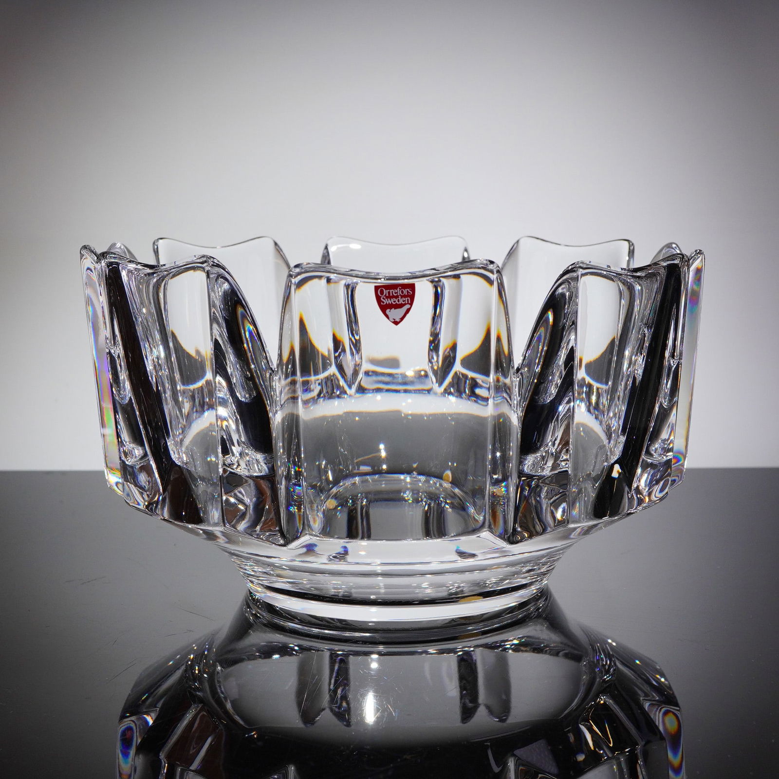 Orrefors Crystal Corona Bowl by Lars Hellsten (1 of 4)