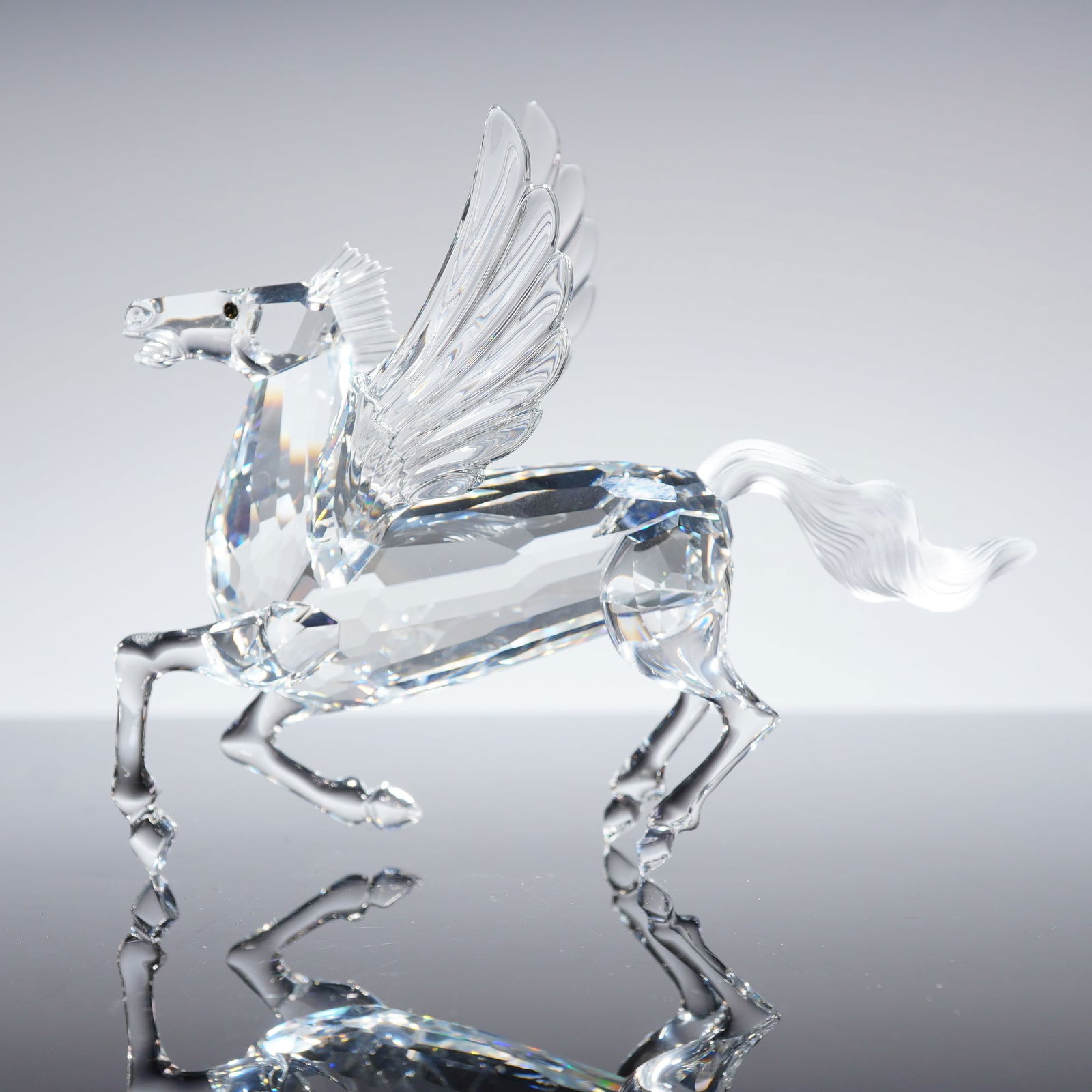 Swarovski Fabulous Creatures Pegasus 1998 Annual Edition Crystal Figurine (1 of 5)