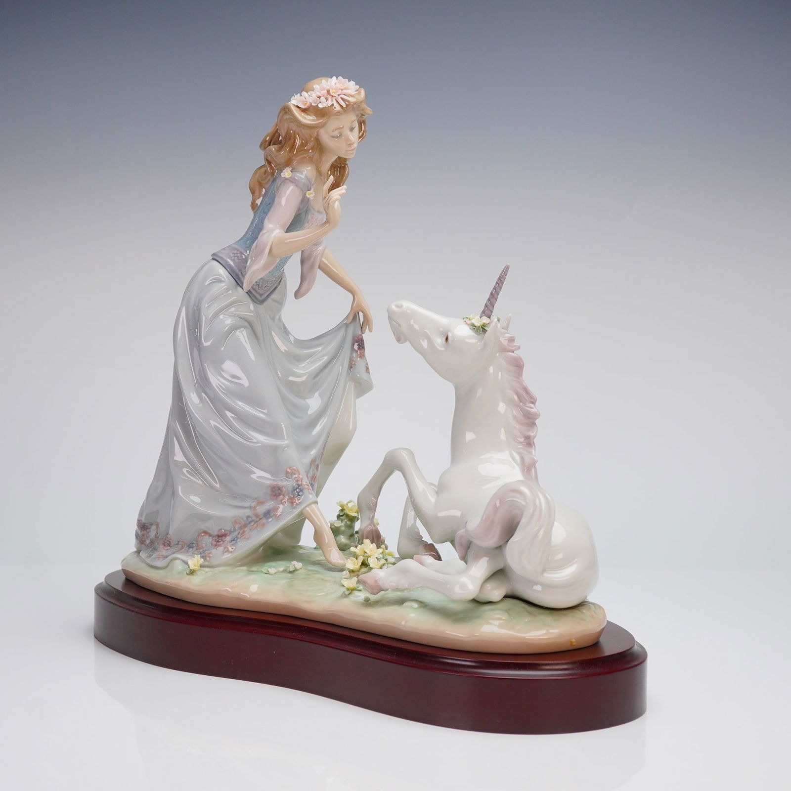 Lladro Princess and the Unicorn Figurine 1755 (1 of 5)