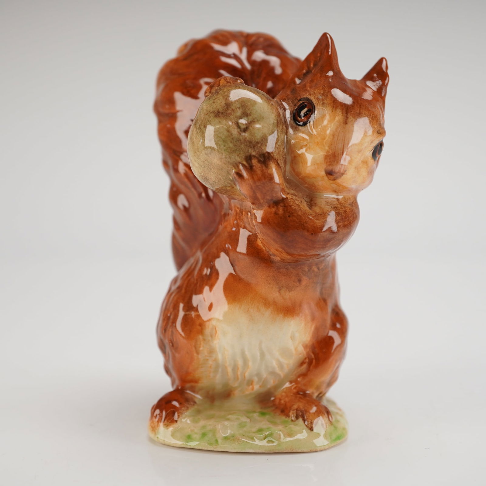 Beswick Beatrix Potter's Figurine, Squirrel Nutkin (1 of 3)