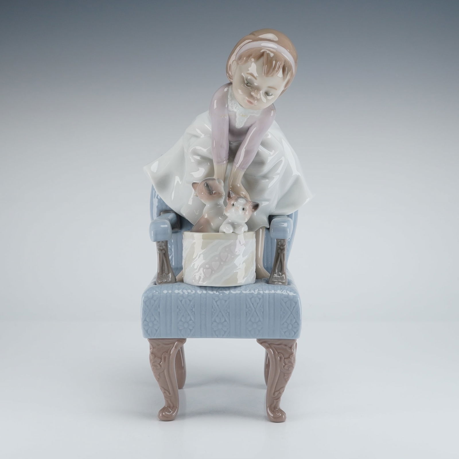 Lladro Porcelain Figurine, Purr Fect Friend (1006512) (1 of 4)