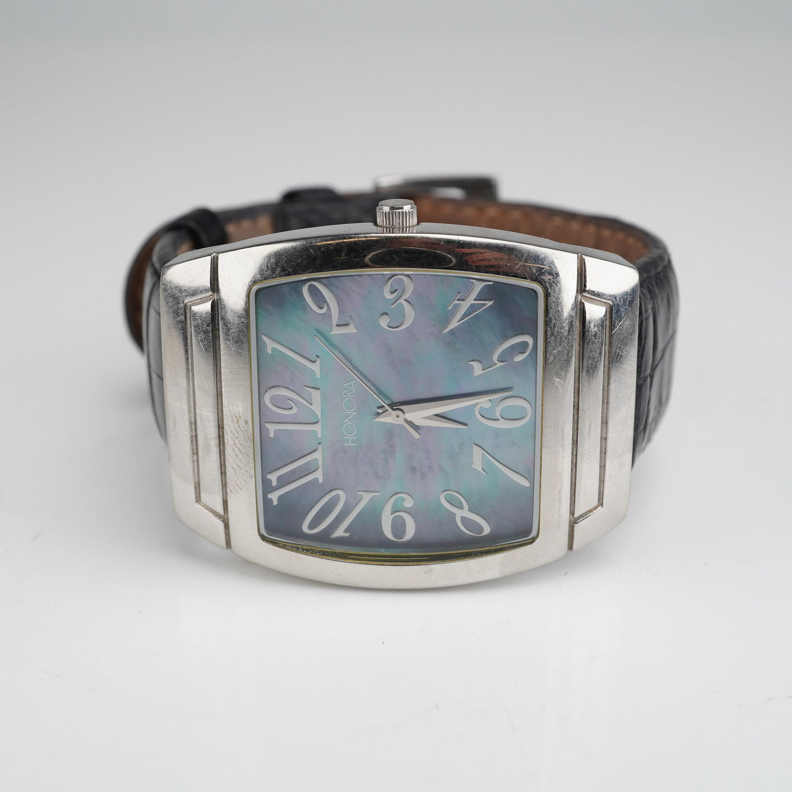 Honora Quartz Mother-of-Pearl Wristwatch (1 of 5)