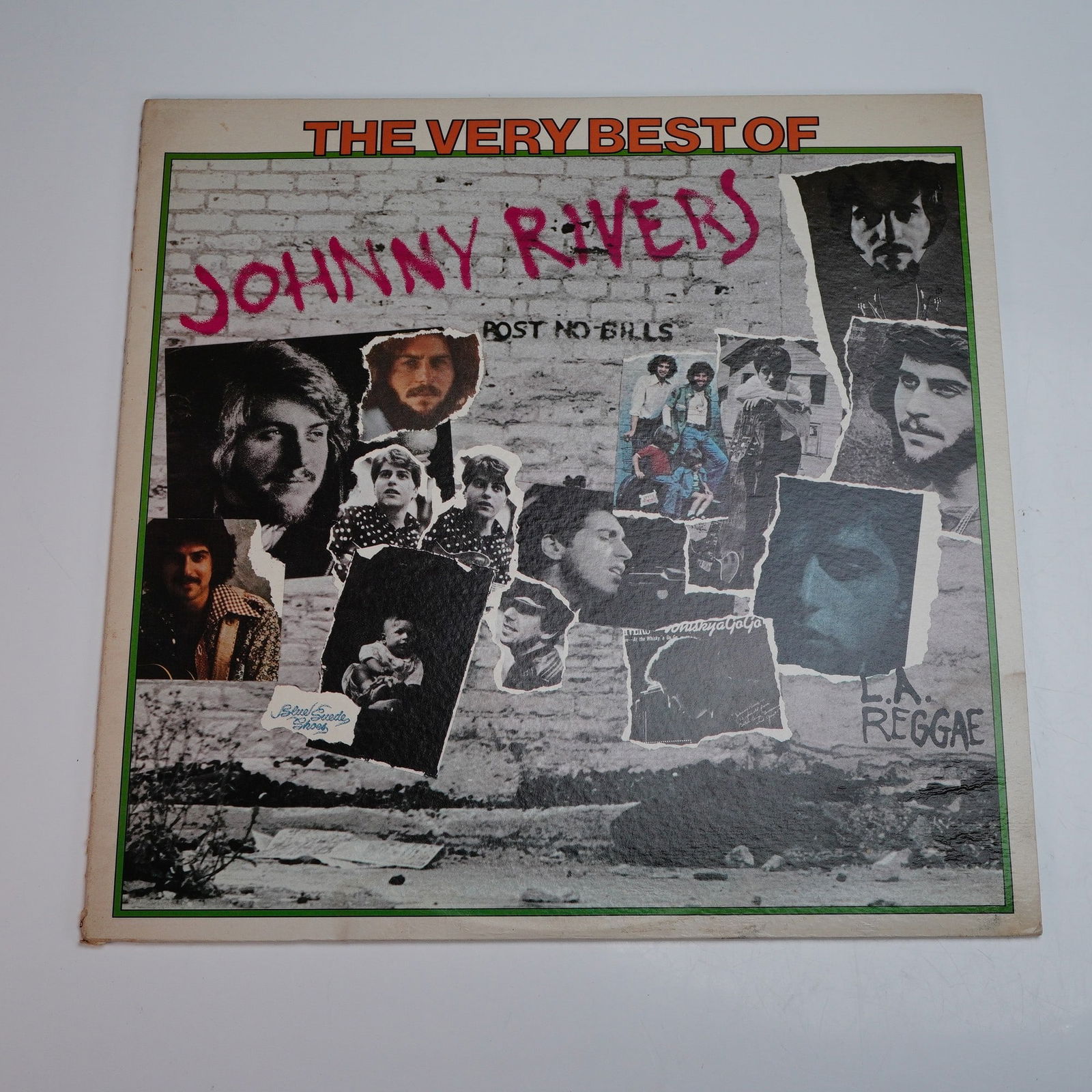 United Artists Records Johnny Rivers Vinyl Record, The Very Best Of: This compilation LP, released under United Artists Records, presenting he Very Best Of Johnny Rivers, an anthology that chronicles the highlights of Rivers' prolific career. The front cover features a