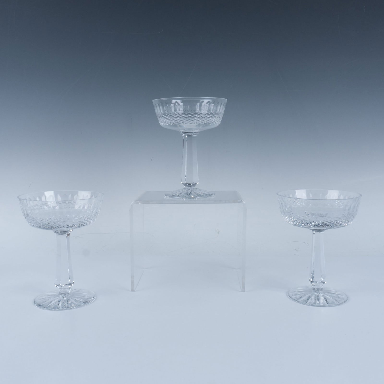 3pc Galway Crystal Champagne Coupes, Claddagh (1 of 4)