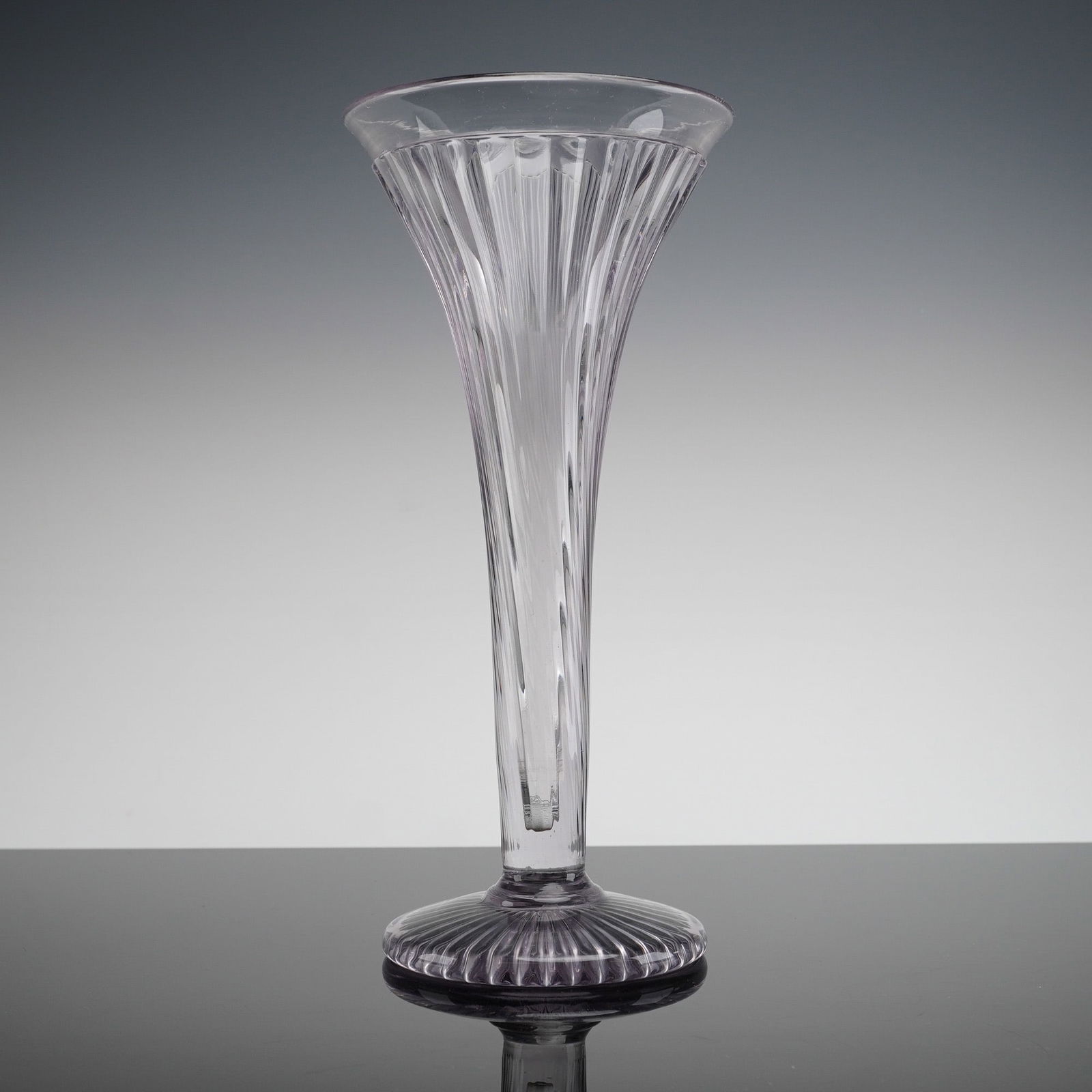 United States Glass EAPG Long Loops Pattern Vase (1 of 3)