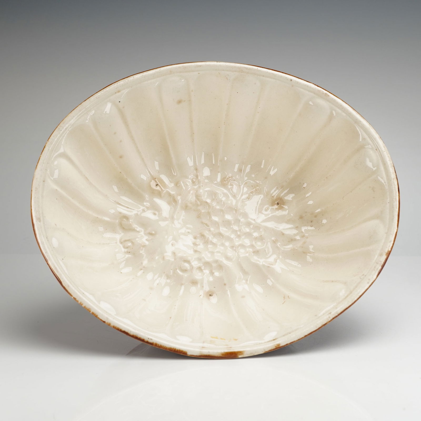 Ceramic Pudding Mold with Grape Relief - 3