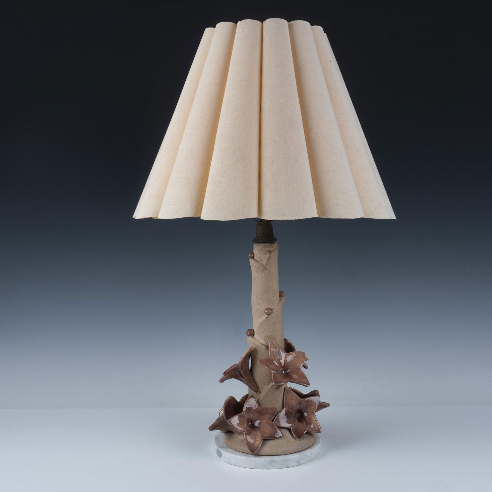 Ceramic Floral Lamp (1 of 5)