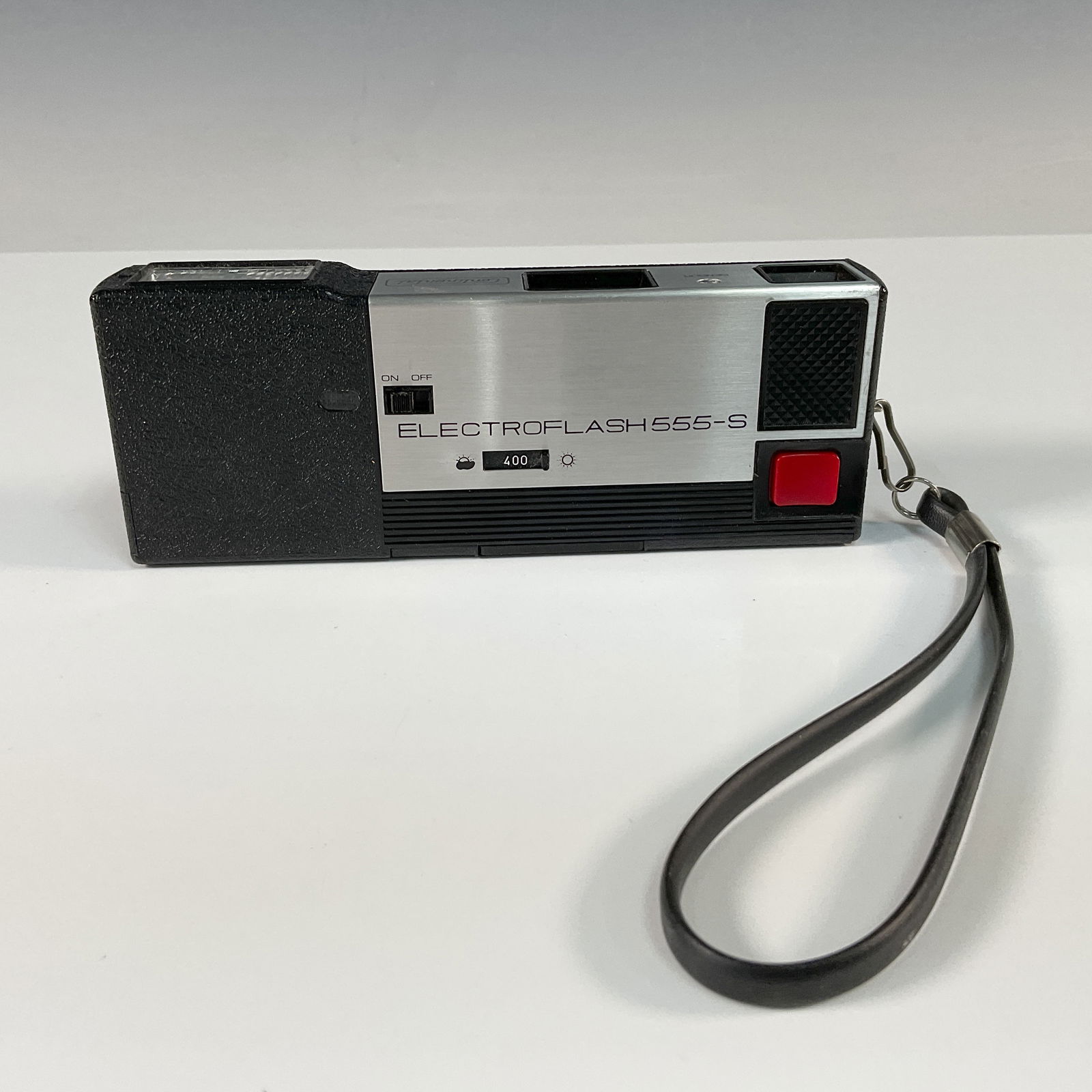 Continental Electroflash 555-S Camera with Case (1 of 5)