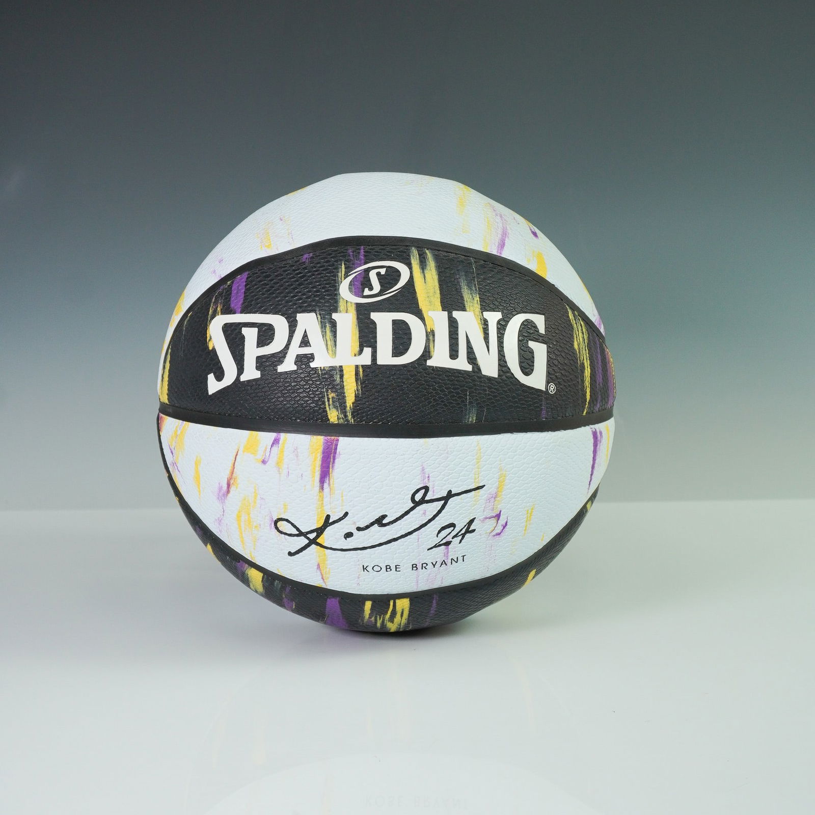 Spalding Kobe Bryant Basketball (1 of 6)