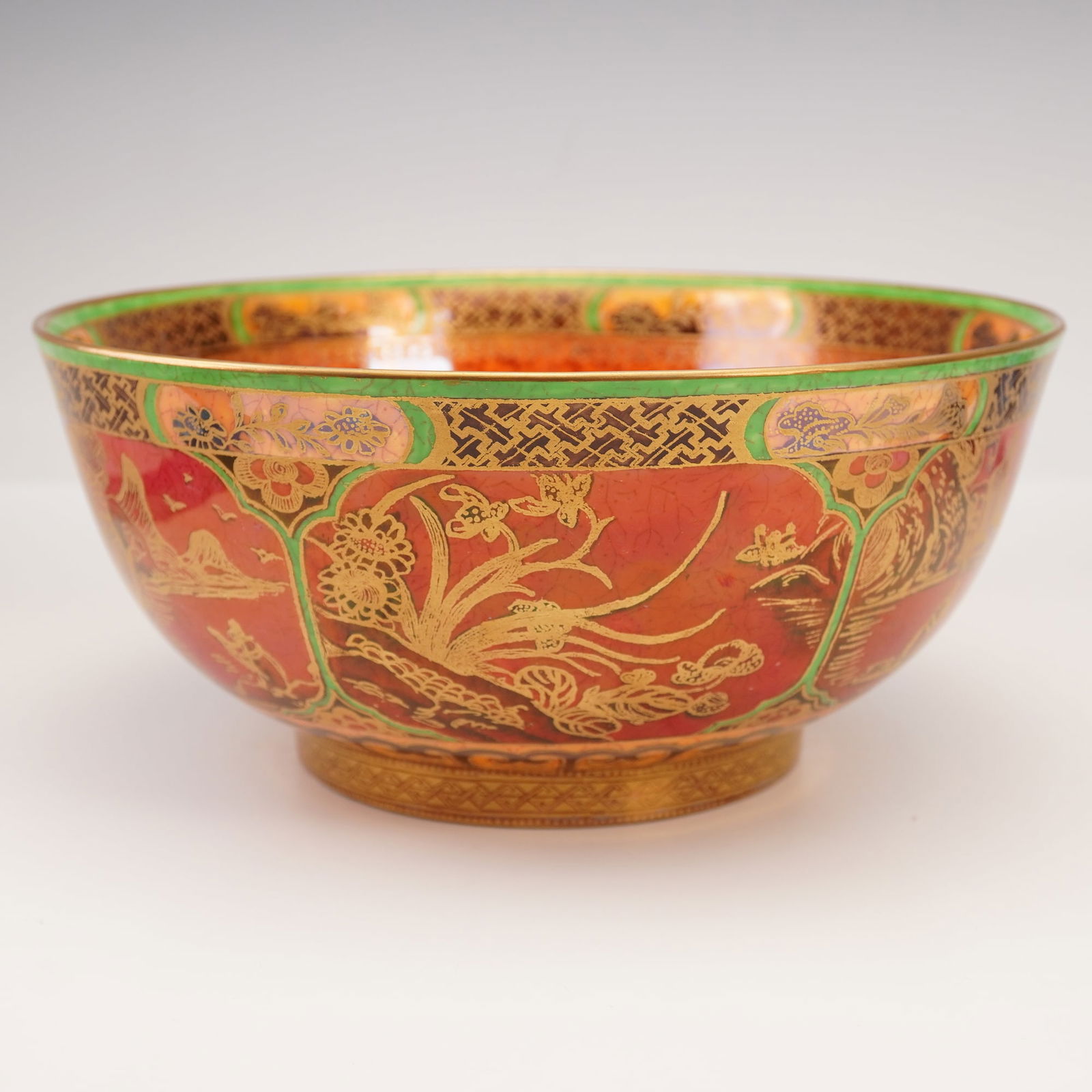 Wedgwood Fairyland Lustre Imperial Bowl, Daventry (1 of 7)