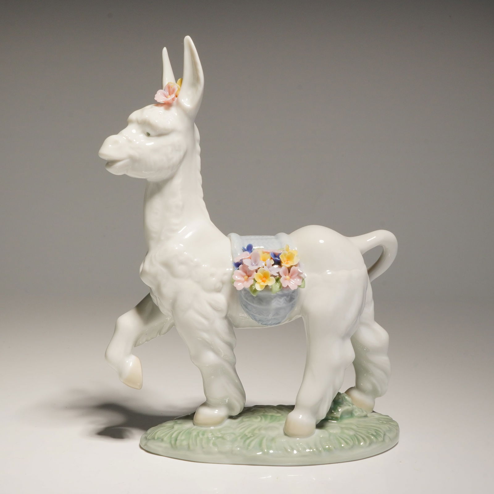 Lladro Porcelain Figurine, Parading Donkey 01006573 (1 of 5)