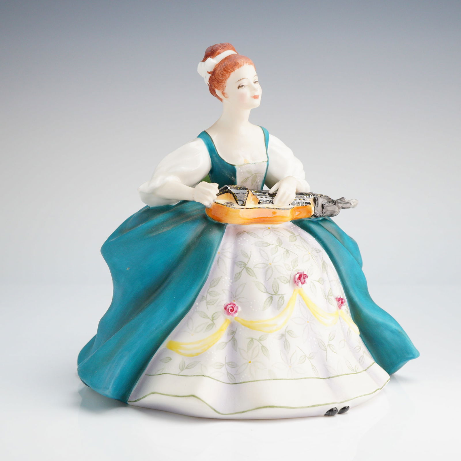Royal Doulton Figurine Hurdy Gurdy HN 2796 (1 of 5)