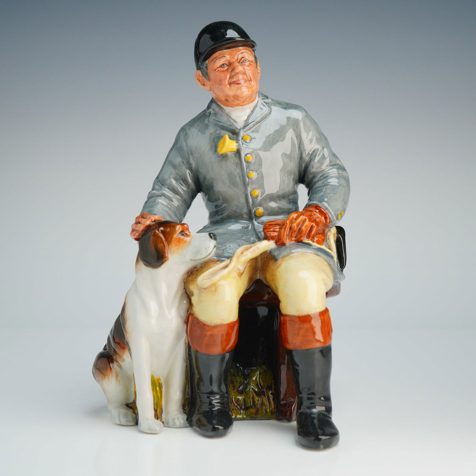 Royal Doulton Figurine, Huntsman HN2492 (1 of 4)