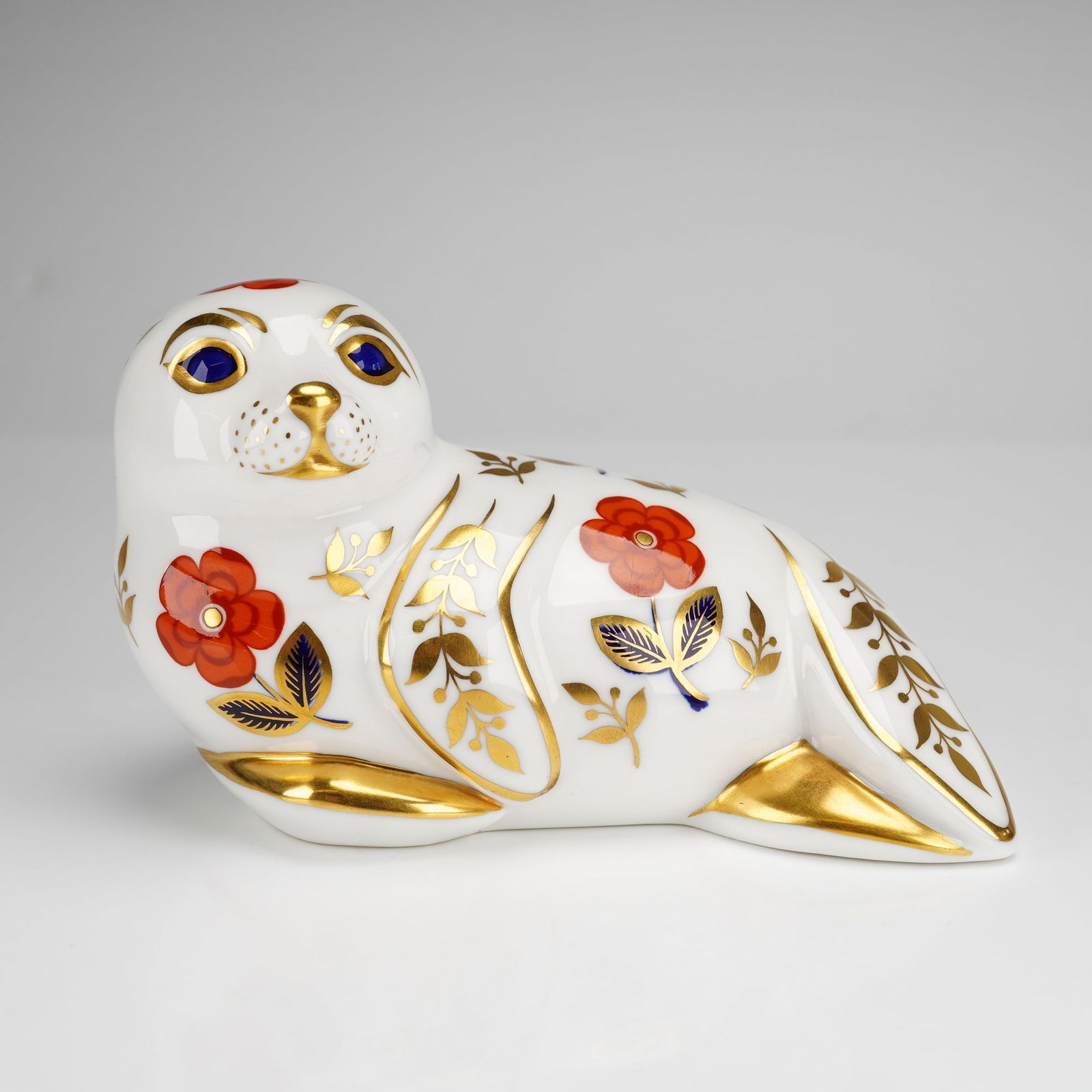 Royal Crown Derby Paperweight, Seal (1 of 3)