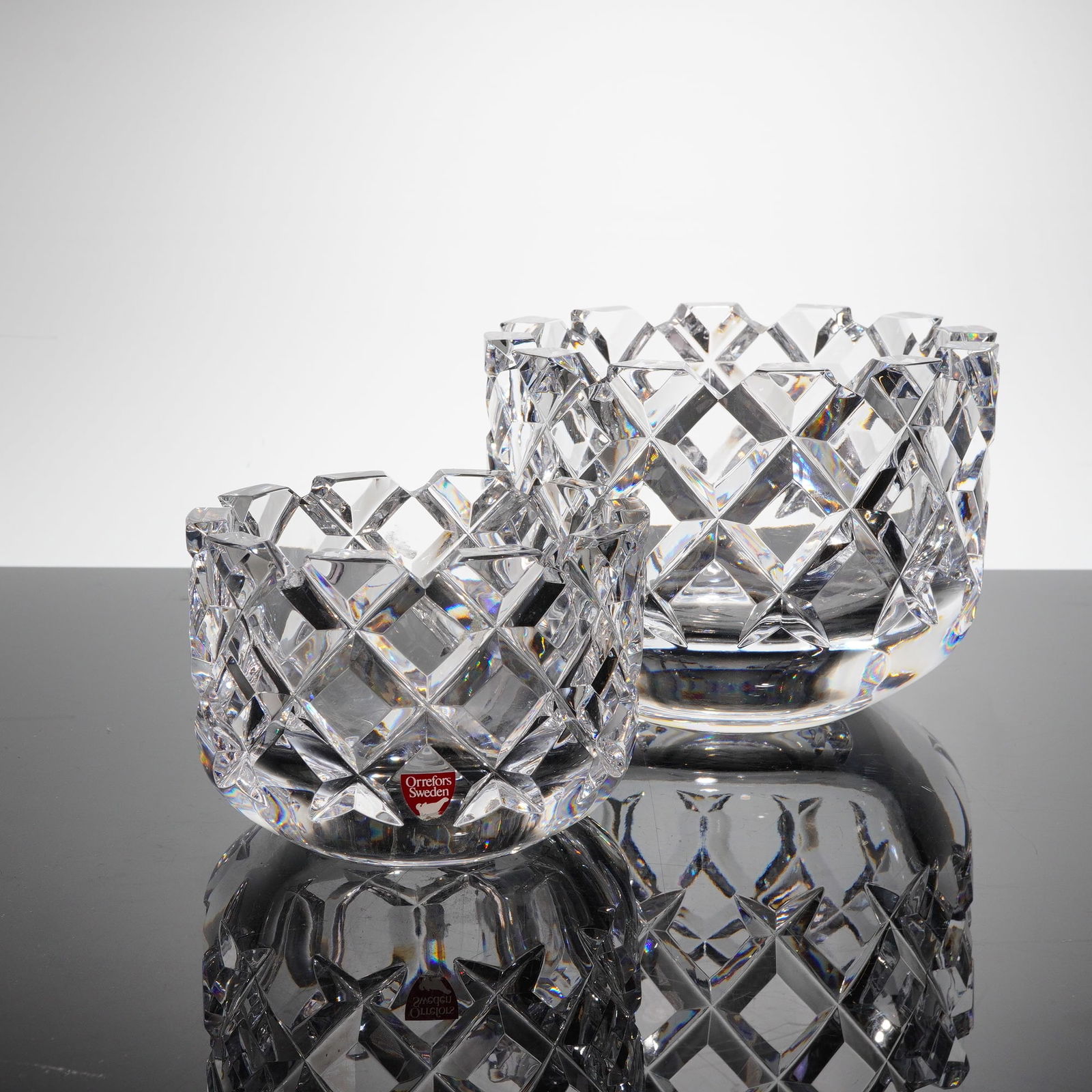 A Pair of Orrefors Sofiero Crystal Bowls (1 of 5)