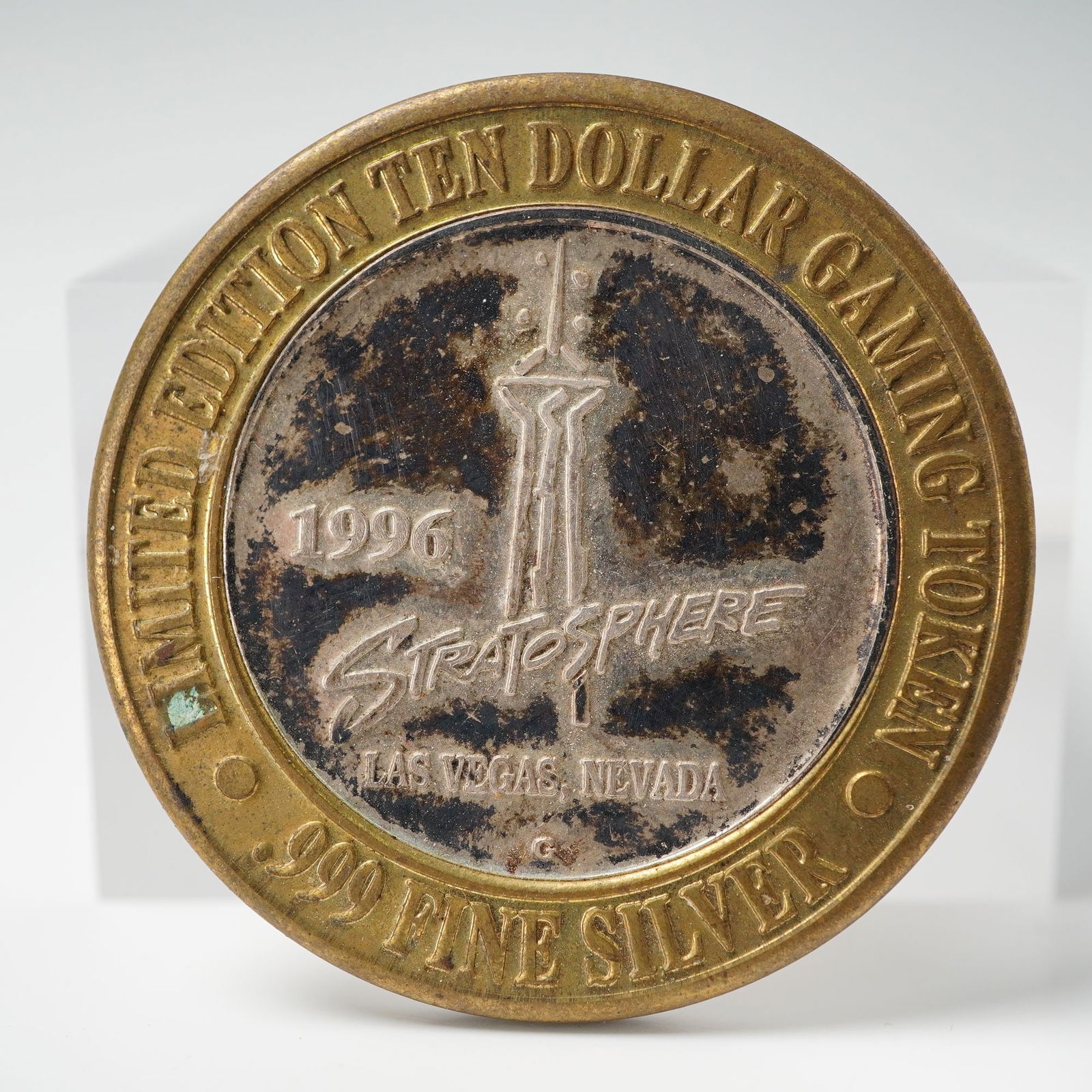 1996 Stratosphere Las Vegas Ten Dollar Gaming Token (1 of 2)