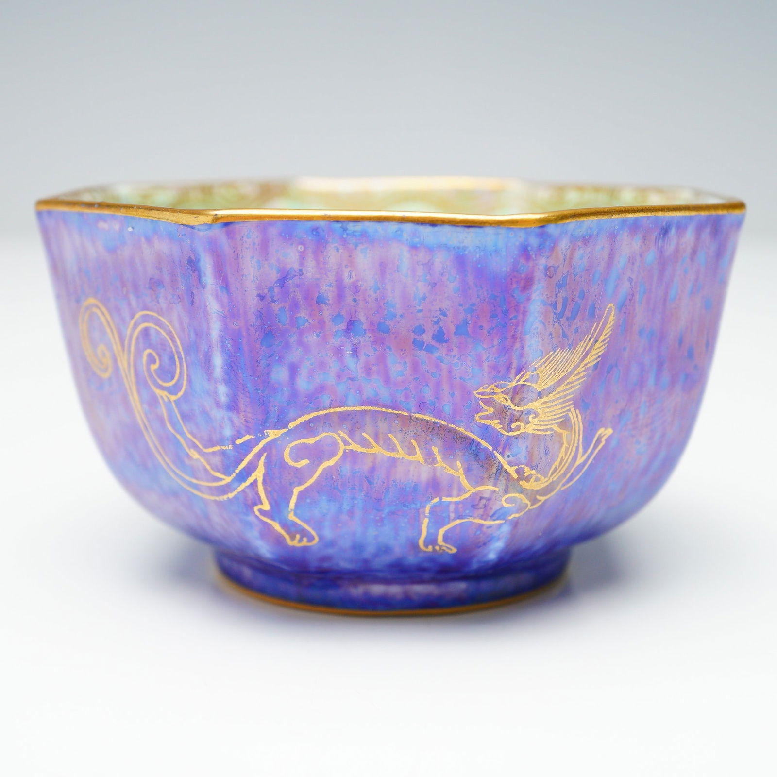 Wedgwood Fairyland Lustre Small Octagonal Bowl, Coiling Dragon Z4829 (1 of 7)