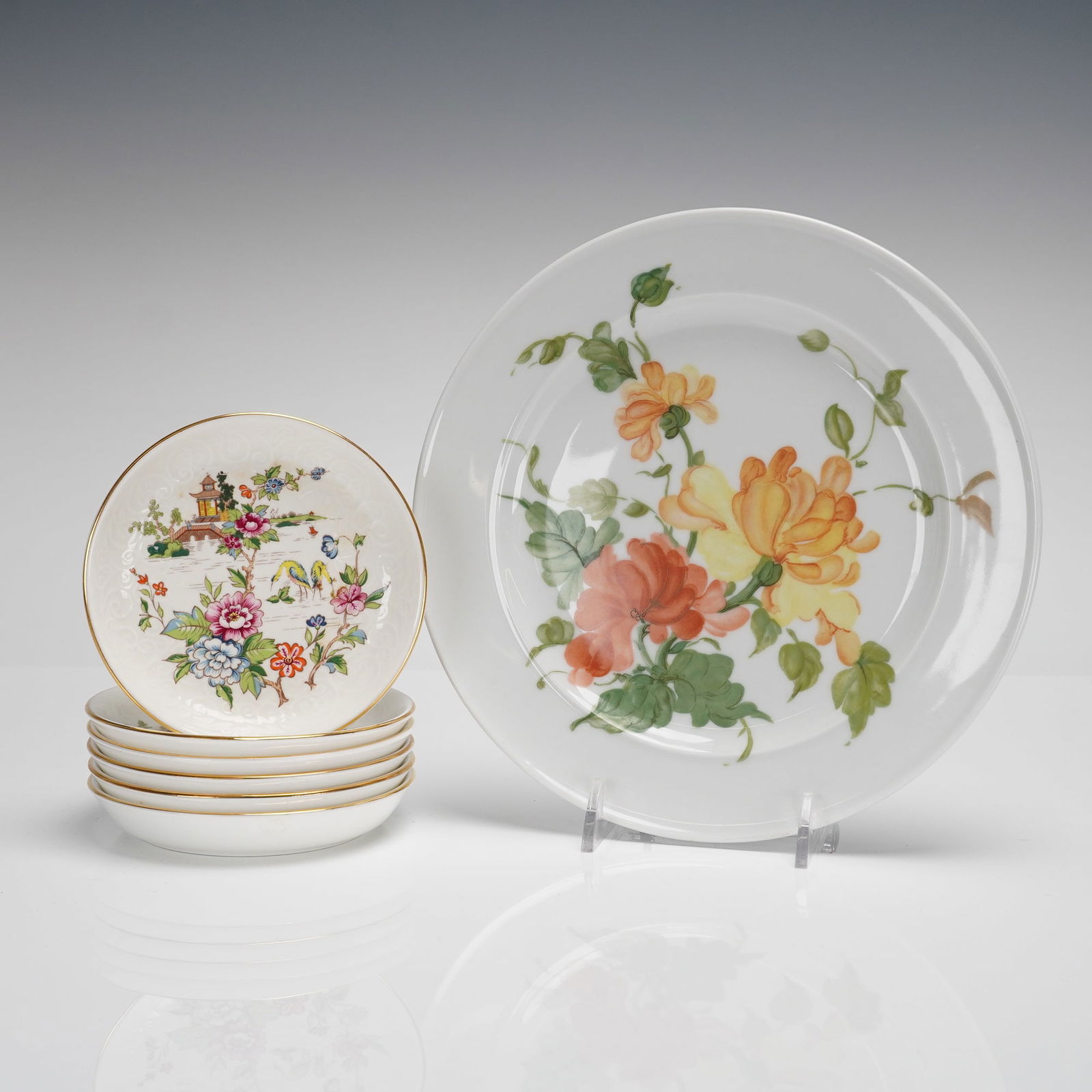 Coll. of 7 Kaiser Lauriane & Crown Staffordshire Pagoda Plates & Saucers (1 of 5)