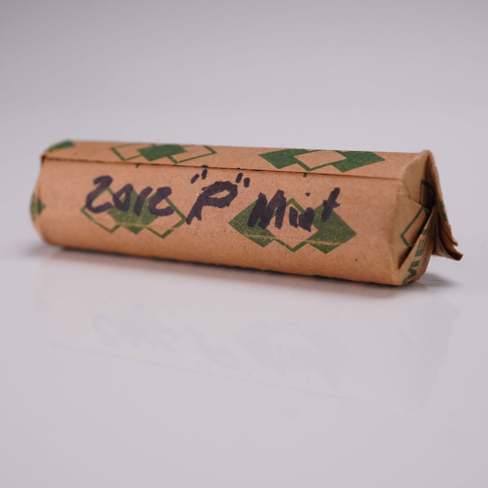 1 $5 Roll of 2012-P Roosevelt Dimes: One Federal Reserve-style coin roll containing 50 Roosevelt dimes, with a face value of $5. Each coin in this roll is dated 2012 and bears the "P" mint mark of the Philadelphia Mint. The roll remains