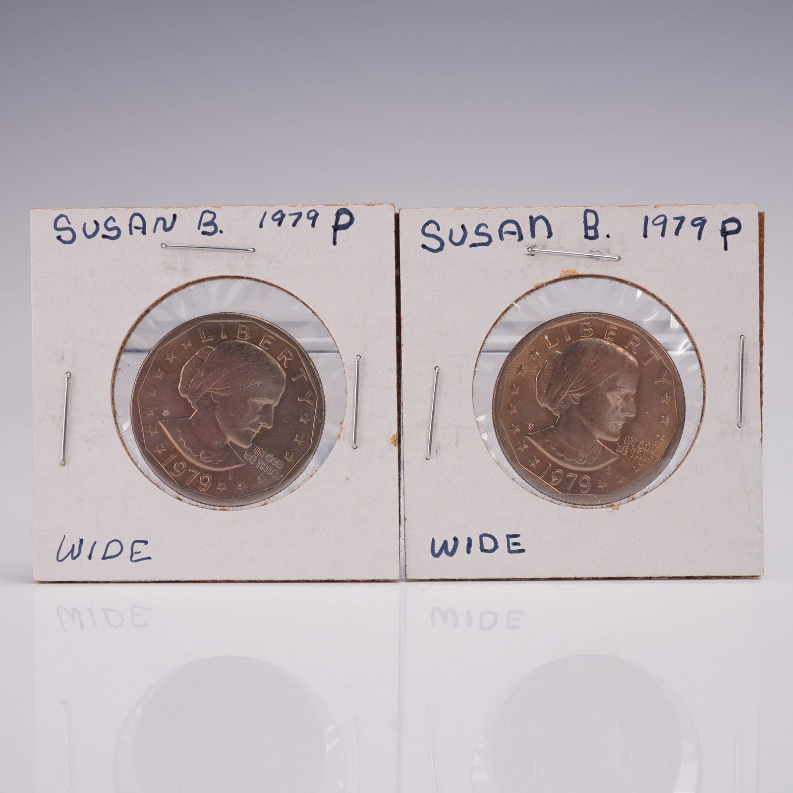 2pc 1979-P Susan B. Anthony Dollar Coins (1 of 2)