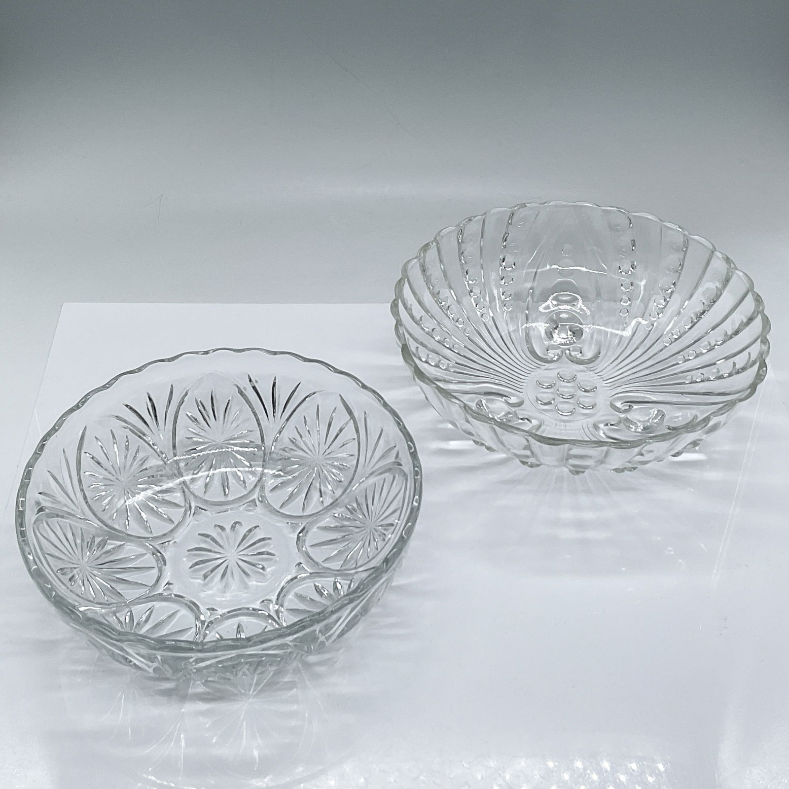 2pc Vintage Glass Serving Bowls (1 of 3)