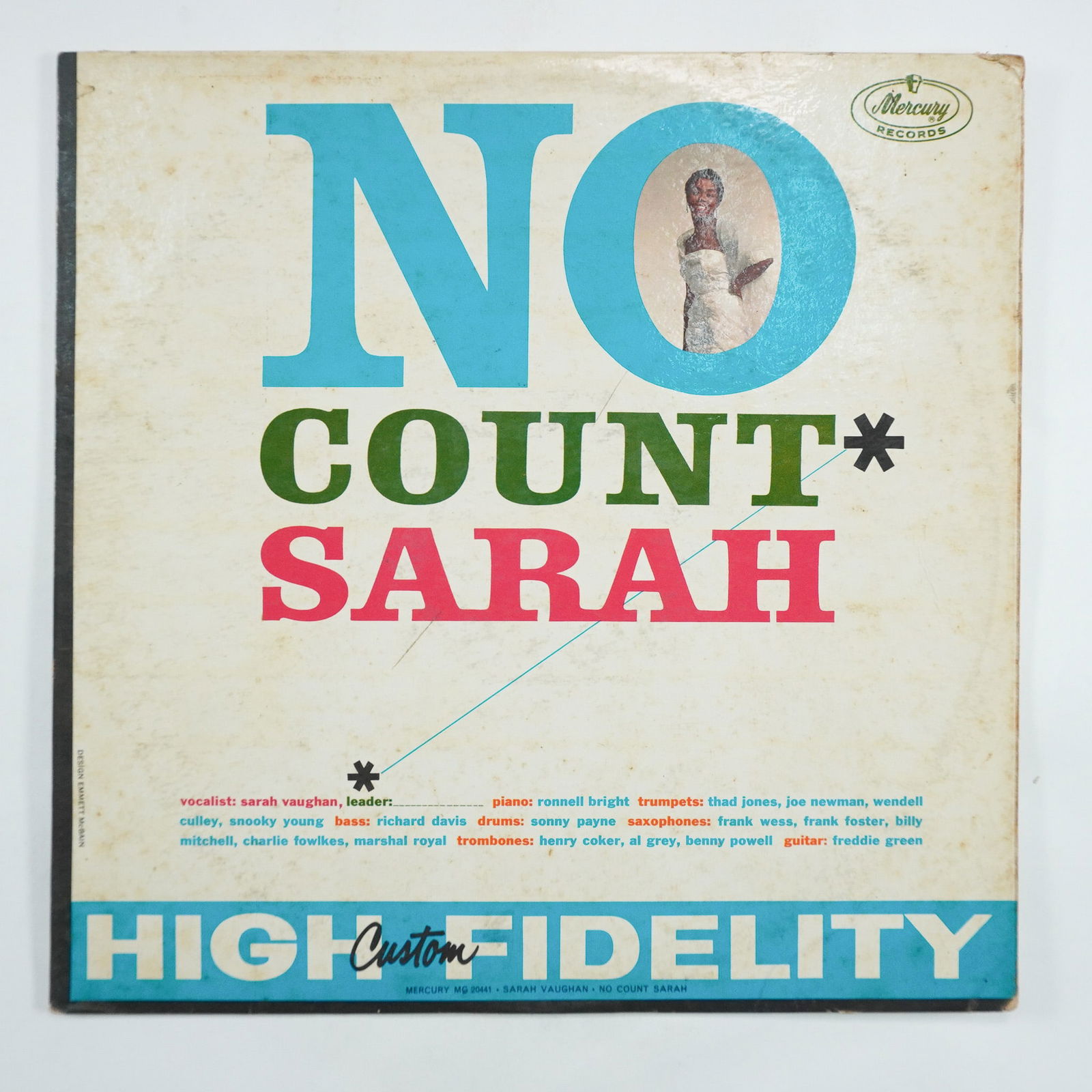 Sarah Vaughan No Count Sarah LP Mercury MG 20441: Original 1958 pressing of No Count Sarah by Sarah Vaughan on Mercury Records (MG 20441). This jazz vocal album features Vaughan's masterful interpretations of classic standards, accompanied by top-tie