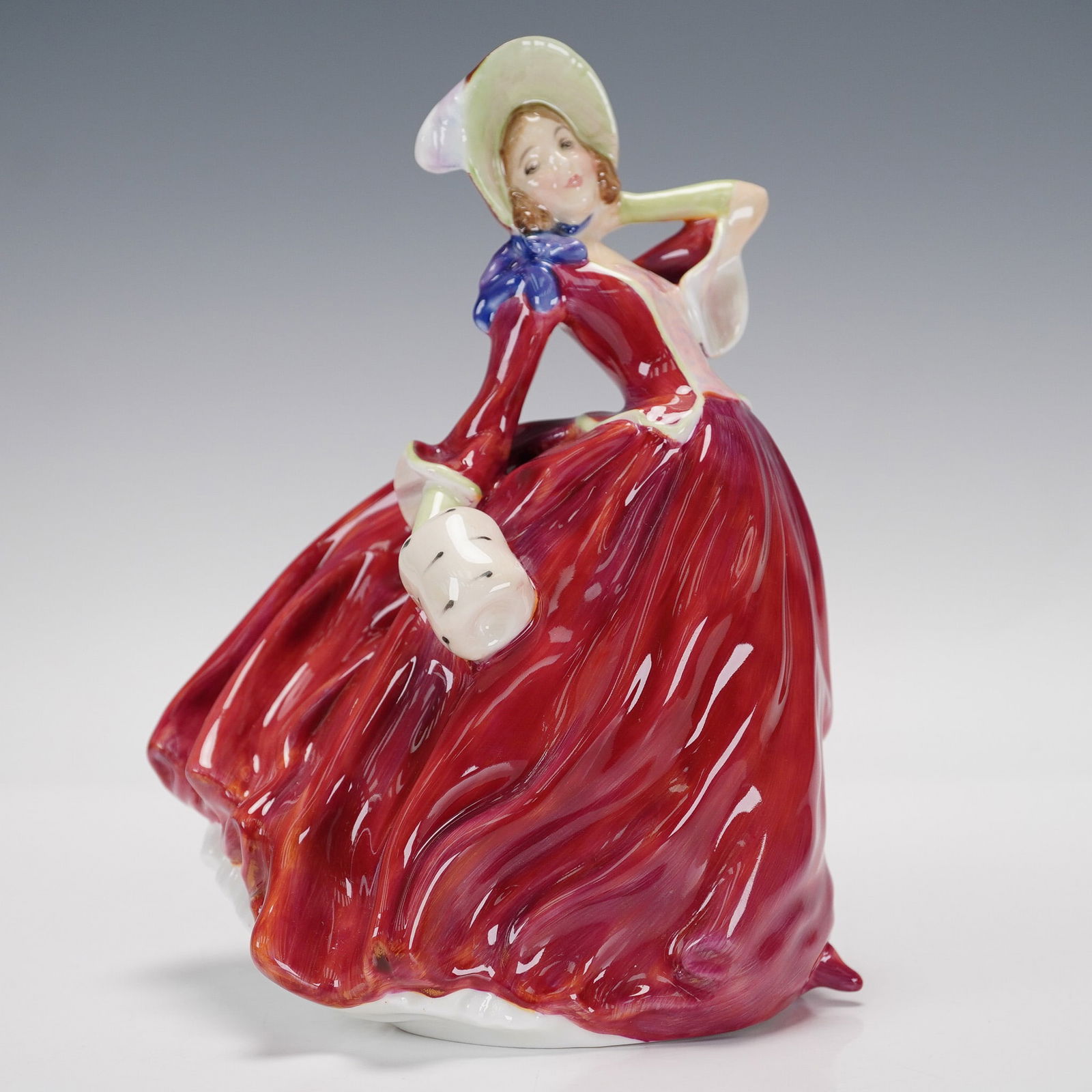 Royal Doulton Figurine, Autumn Breezes HN1934 (1 of 4)