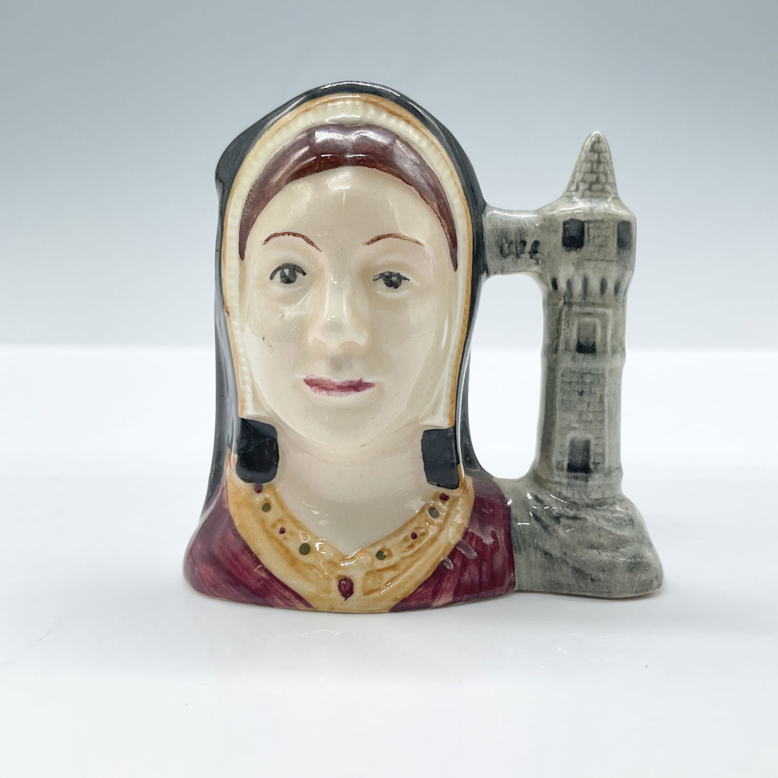 Catherine Aragon D6658 - Mini - Royal Doulton Character Jug (1 of 3)