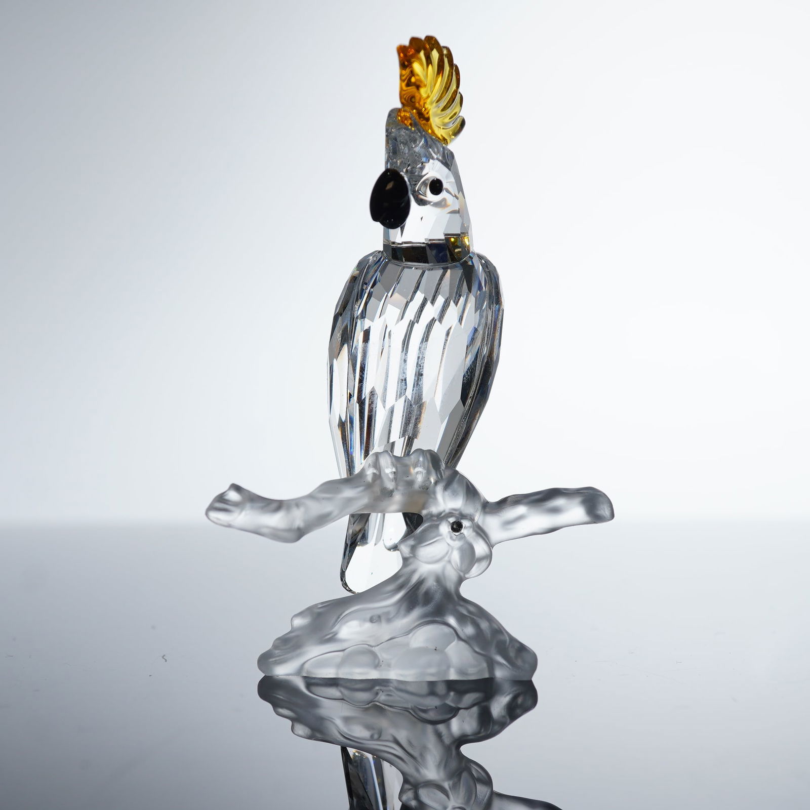Swarovski Crystal Figurine Cockatoo with Yellow Crest (1 of 5)