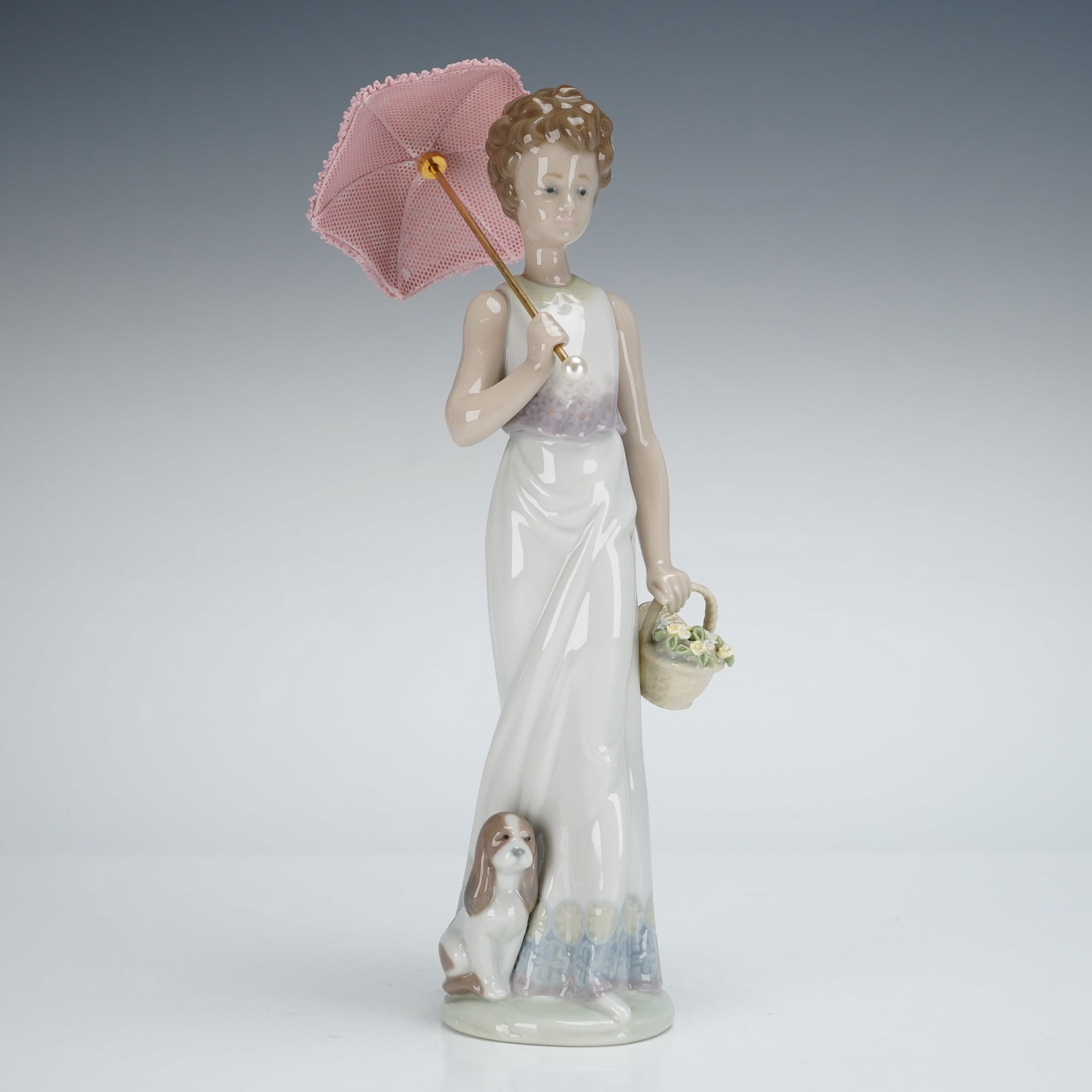 Signed Lladro Garden Classic Figurine 7617 (1 of 4)