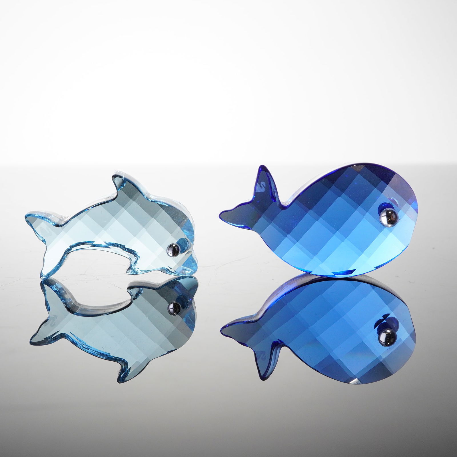 2pc Swarovski Crystal Figurines, Whale and Dolphin (1 of 6)