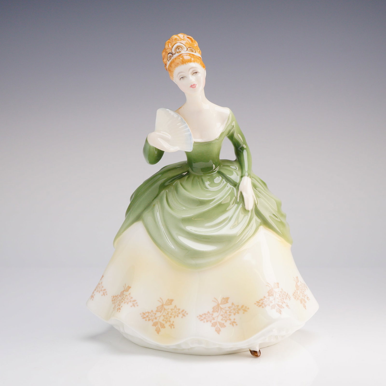 Royal Doulton Figurine Soiree HN2312 (1 of 4)